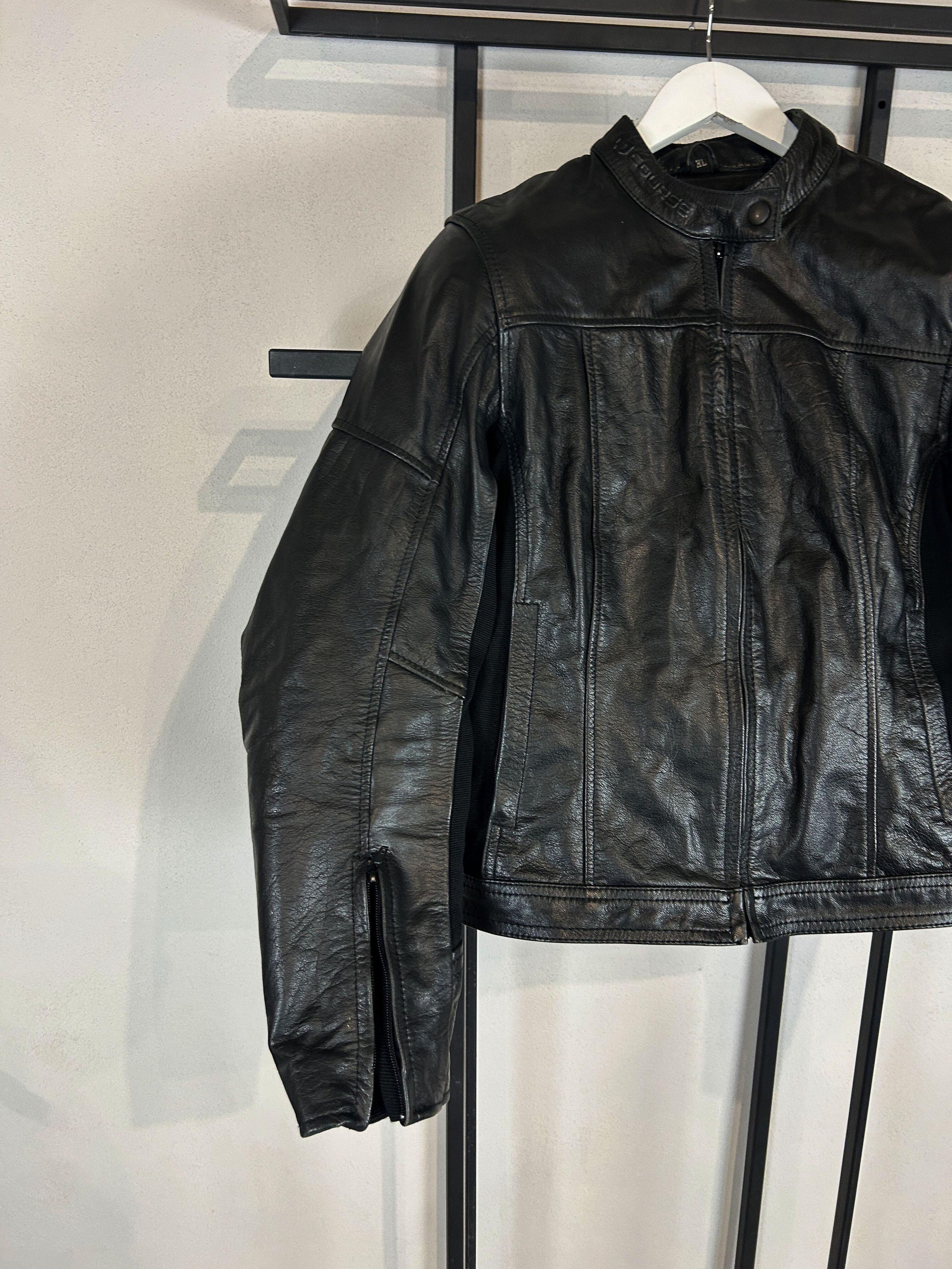 Vintage Black Leather Jacket Minimal Clean Panel Vintage Biker Core Size US S / EU 44-46 / 1 - 3 Thumbnail
