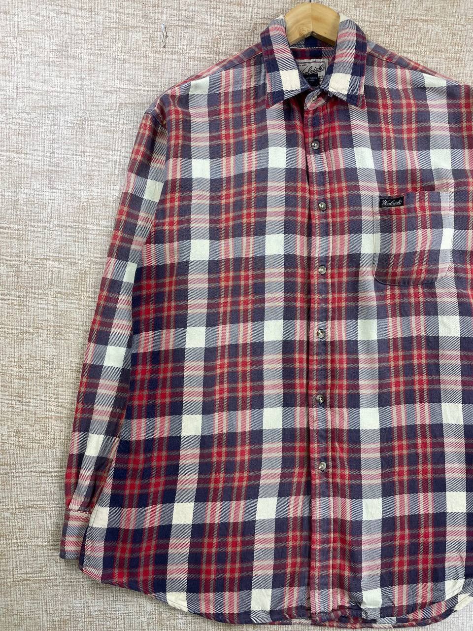 Vintage × Woolrich Woolen Mills Vintage Woolrich Single Pocket Red Plaid Button Ups Shirt Size US L / EU 52-54 / 3 - 2 Thumbnail