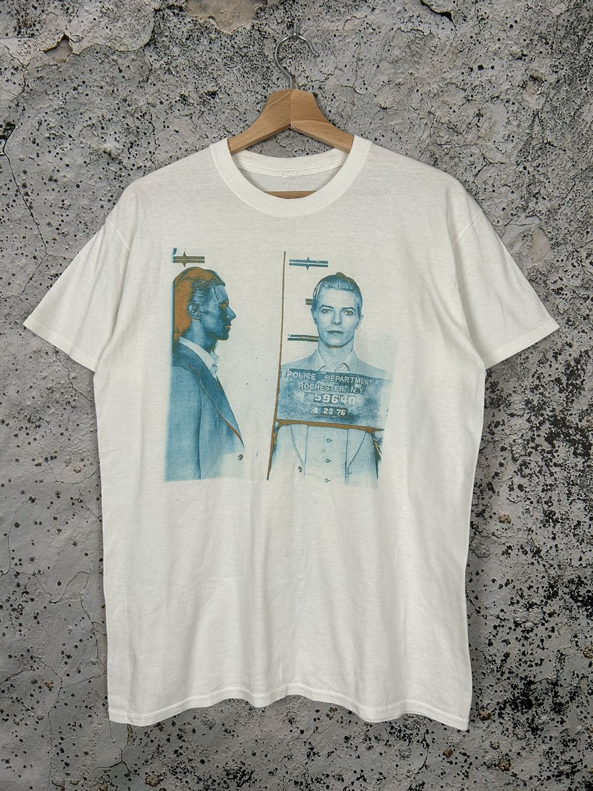 Band Tees Vintage David Bowie Rock Band Tee Avant-garde Y2K 00s Size US M / EU 48-50 / 2 - 1 Thumbnail