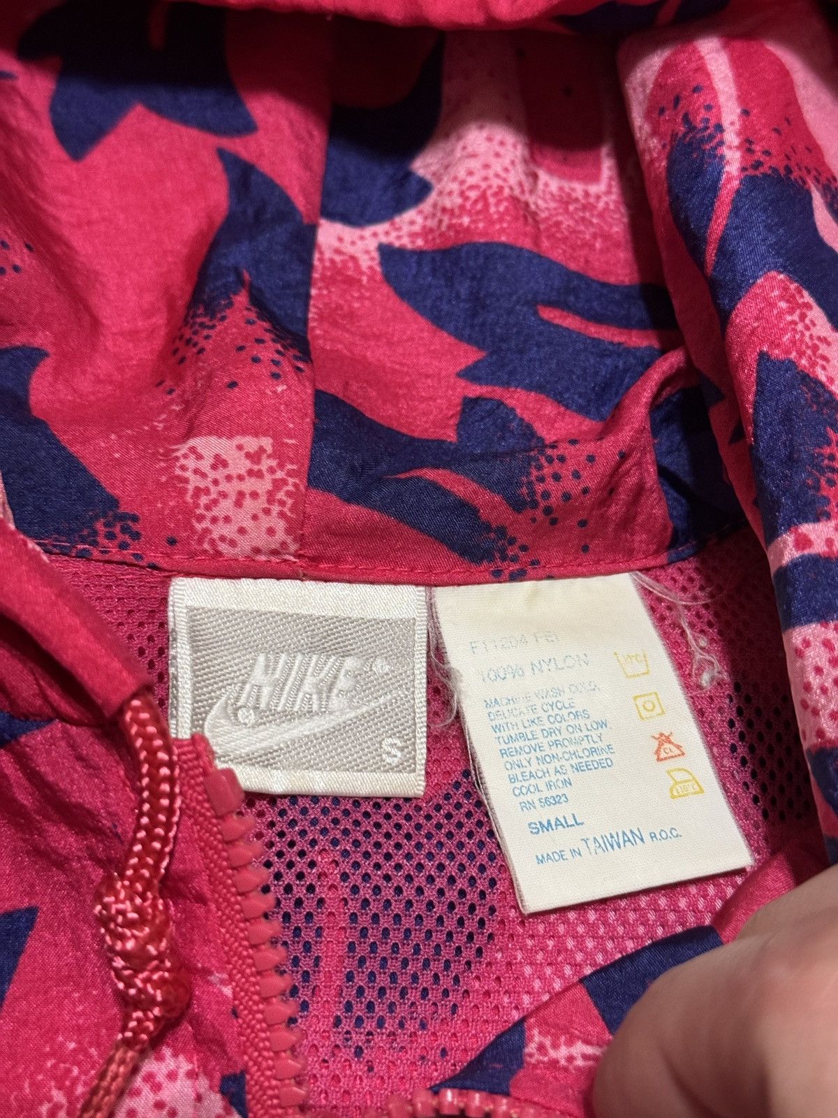 Nike Vintage Nike Gray Tag 80s 90s Hip Hop Neon Pink Small Jacket Size S / US 4 / IT 40 - 3 Thumbnail