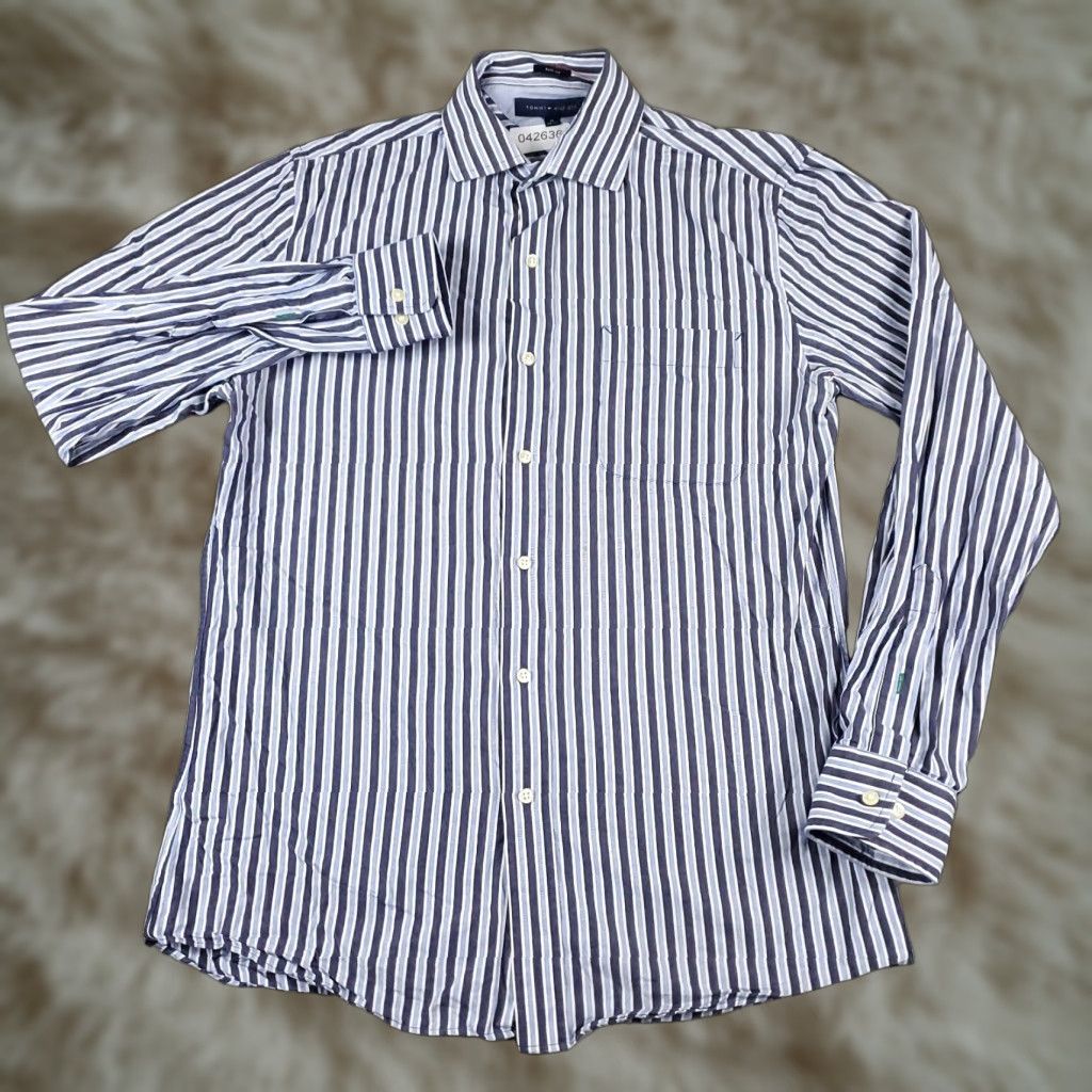 Tommy Hilfiger Tommy Hilfiger Blue Striped Dress Shirt Mens Size 15 Long Sleeve Button Up Casual Classic Size 40R - 1 Thumbnail