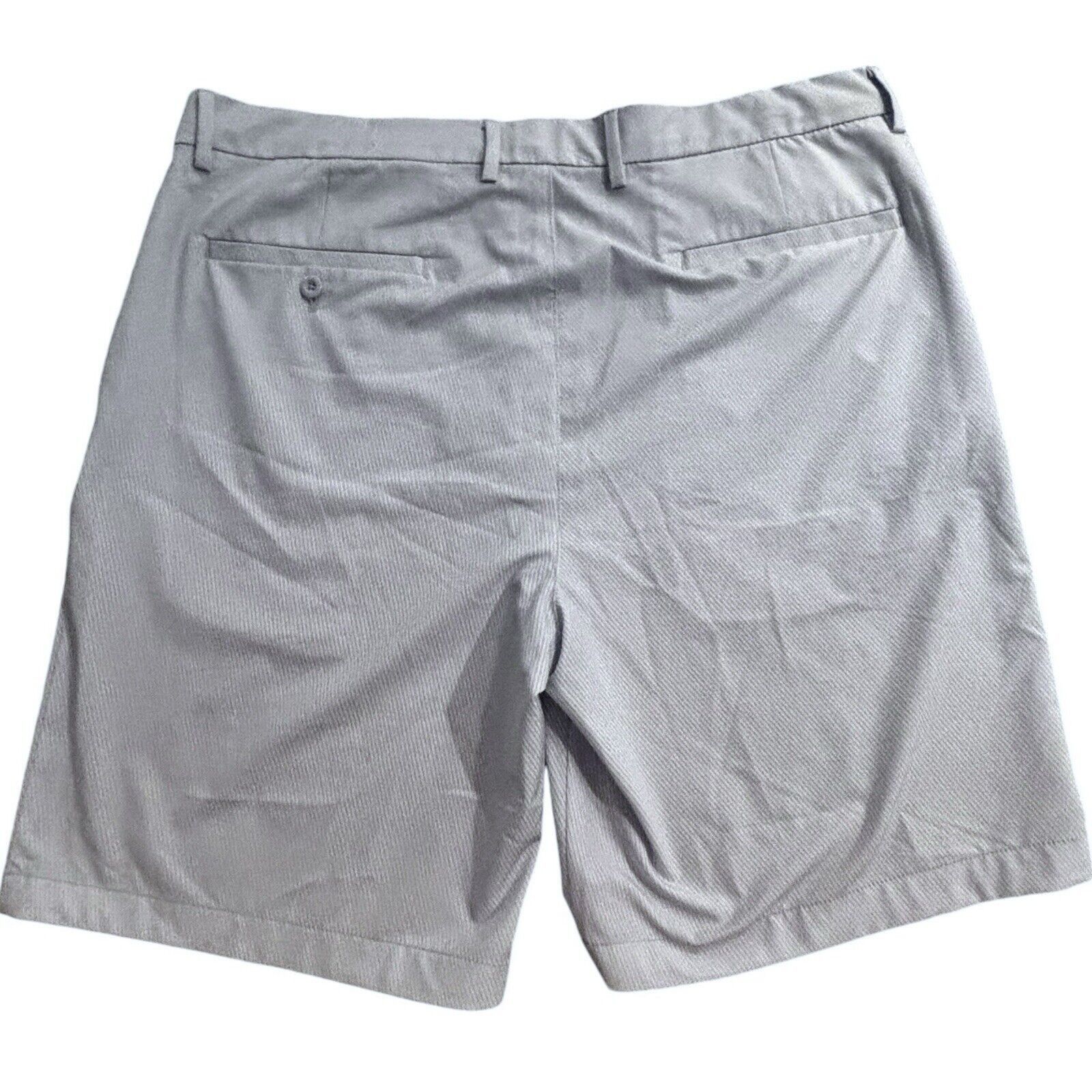 Greg Norman Greg Norman Light Blue Diagonal Pinstripe Shorts 38x10 Size US 38 / EU 54 - 2 Thumbnail