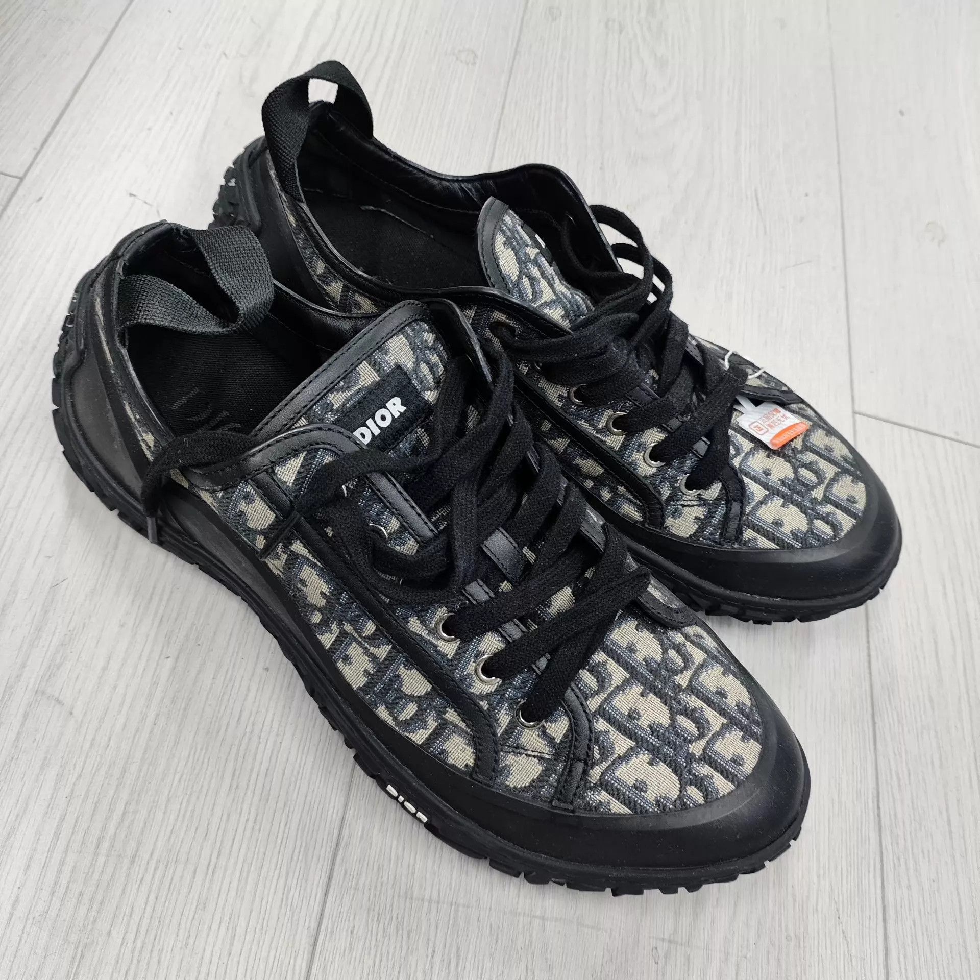 Dior Dior Black Sneaker Size 44 260310CYE7Z01 Size US 11 / EU 44 - 1 Thumbnail