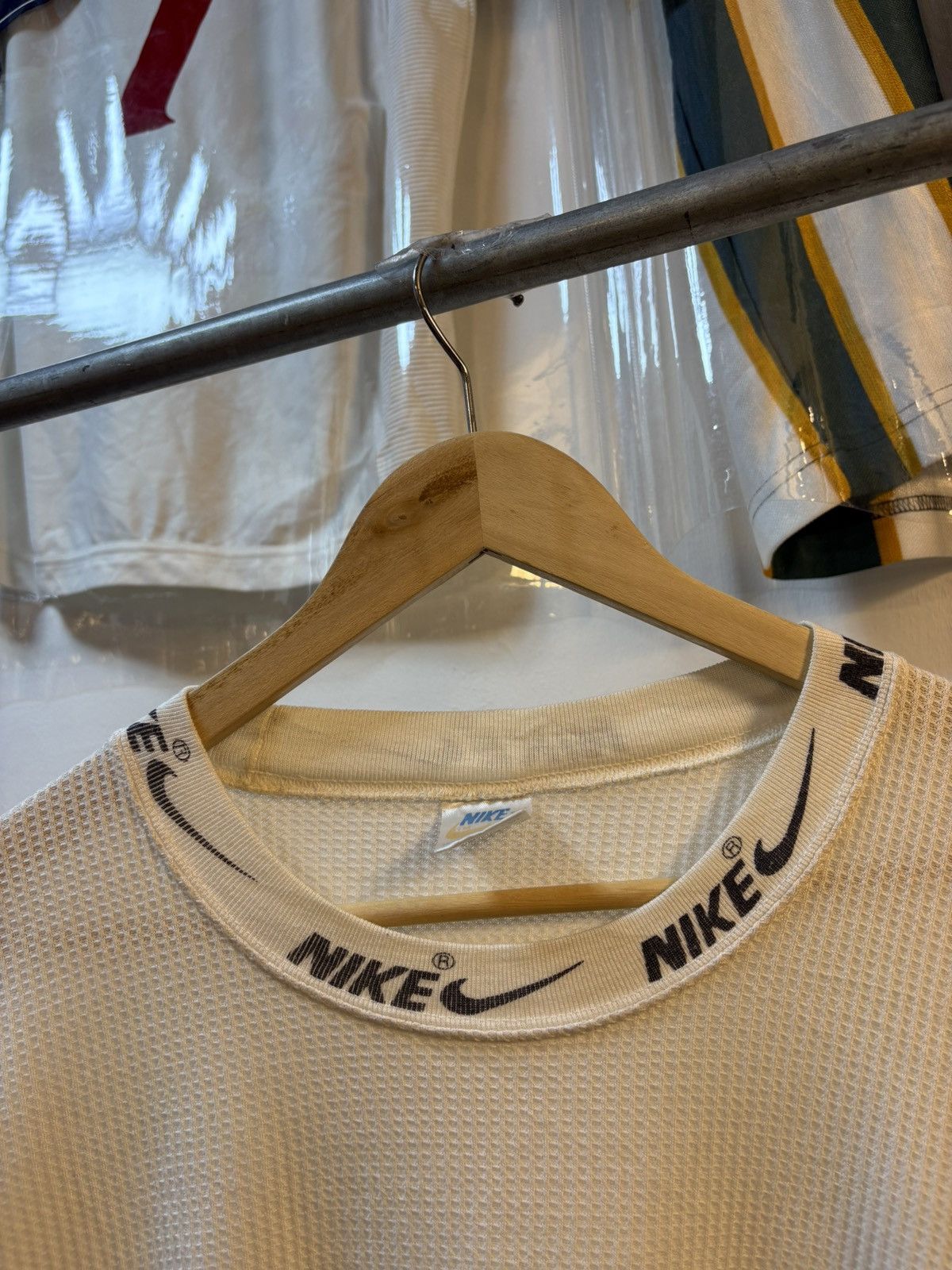 Nike Vintage 90s Nike Spell Out Big Logo T-Shirt Size US XXL / EU 58 / 5 - 11 Thumbnail