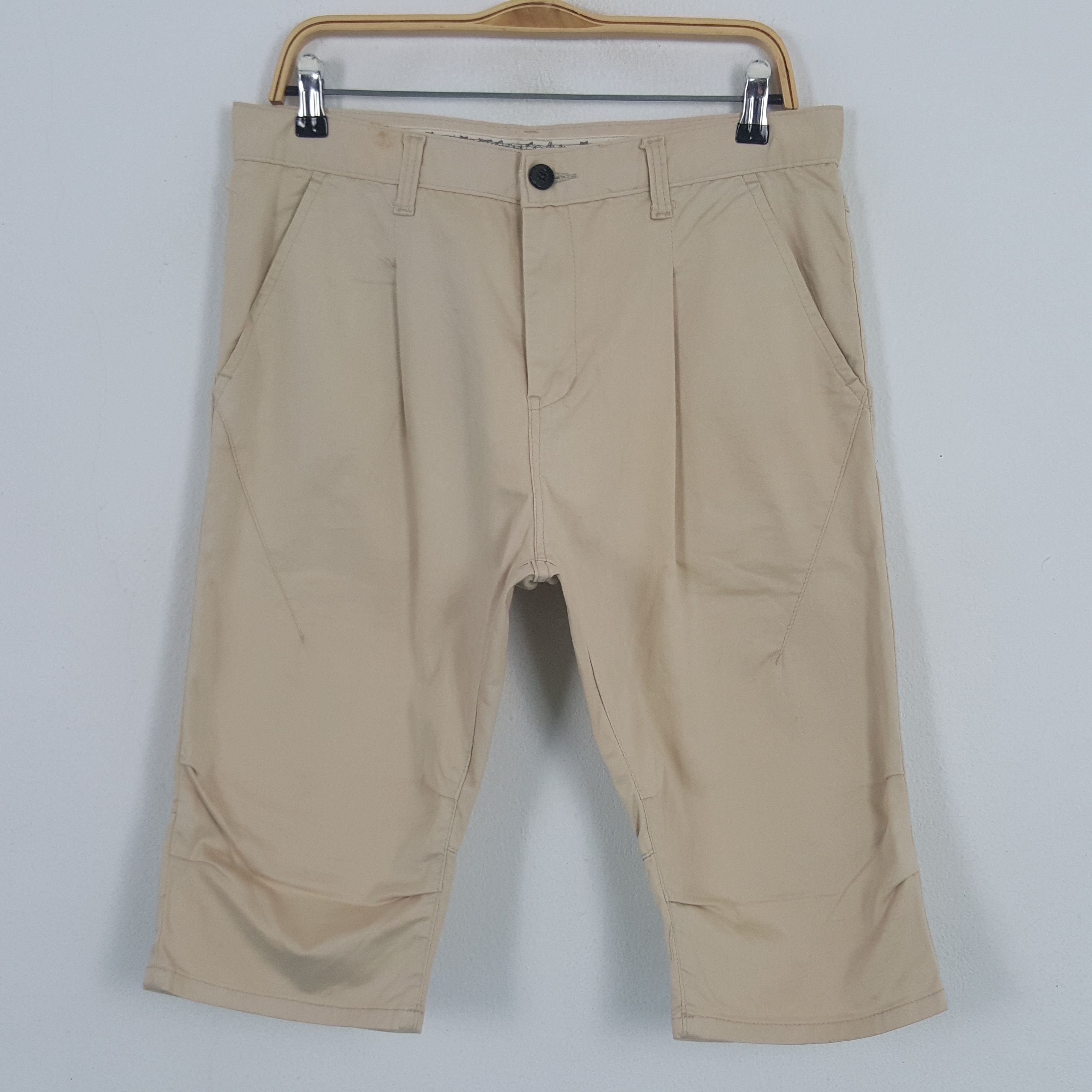 Japanese Brand × Vintage Vintage Ebisu Shibuya-ku Tokyo Japan Short Pants Size US 32 / EU 48 - 1 Thumbnail