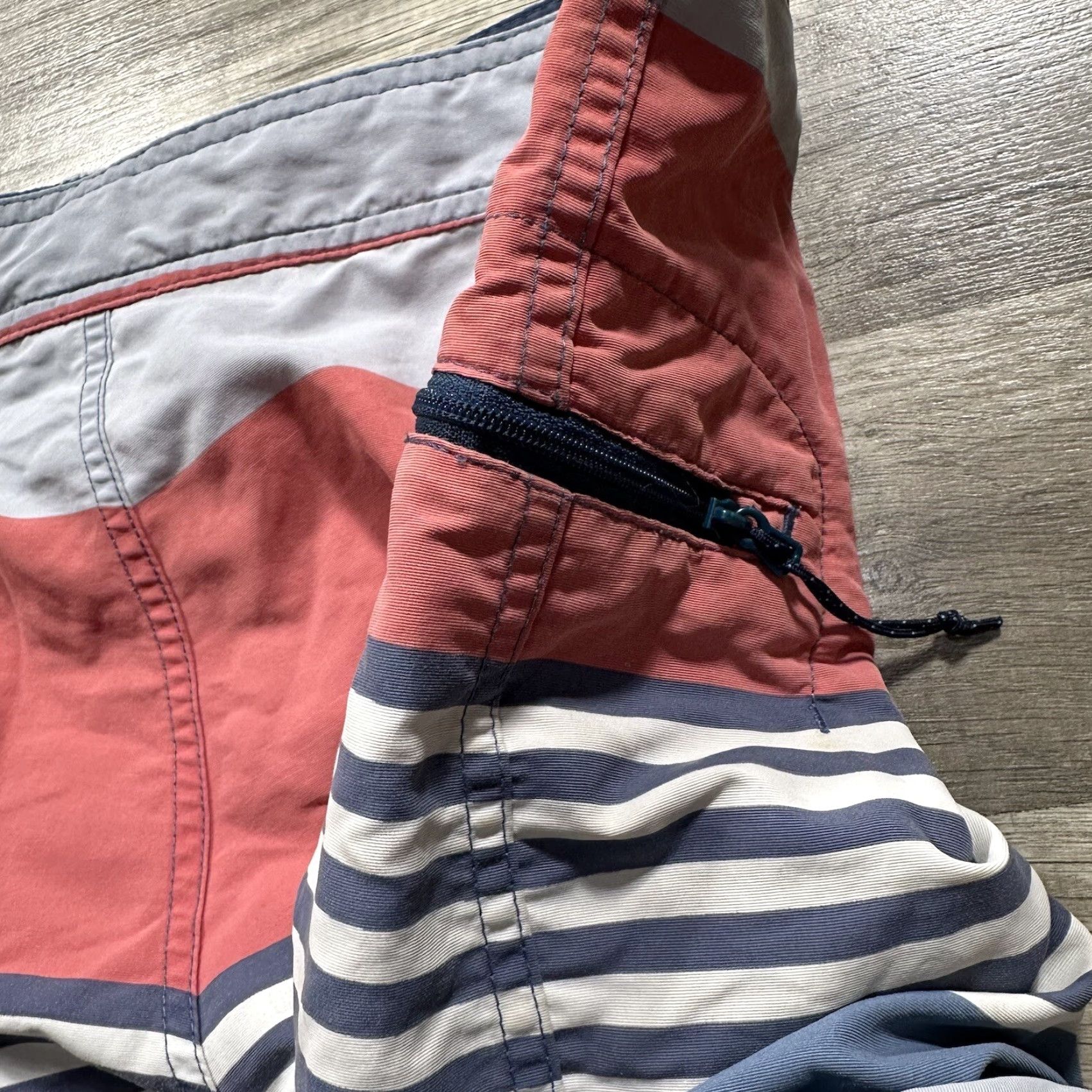 Patagonia Patagonia Board Shorts Men 38 Blue Striped Wavefarer Nylon Elastane Swim Bottom Stretch Beach Surfing Size US 38 / EU 54 - 7 Thumbnail