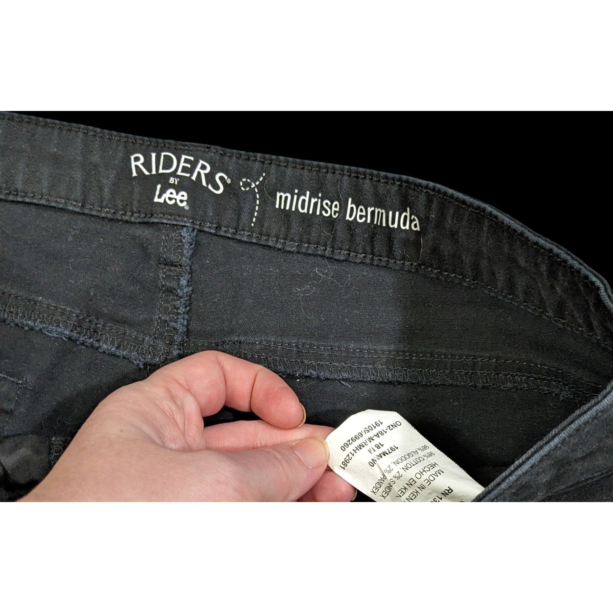 Lee Riders by Lee Midrise Black Bermuda Shorts Size 38" / US 16 / IT 52 - 3 Thumbnail