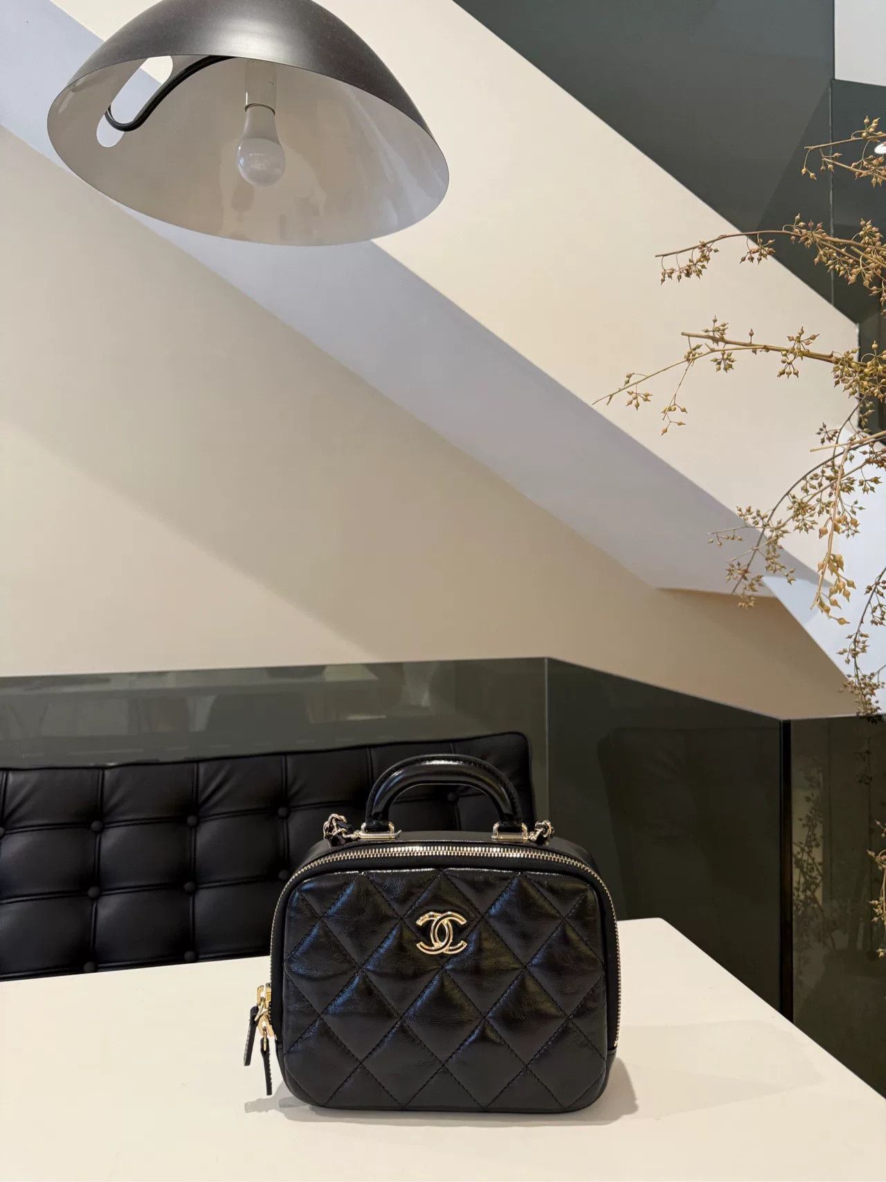 Chanel Pre-loved Bag Very good condition Size ONE SIZE - 1 Thumbnail
