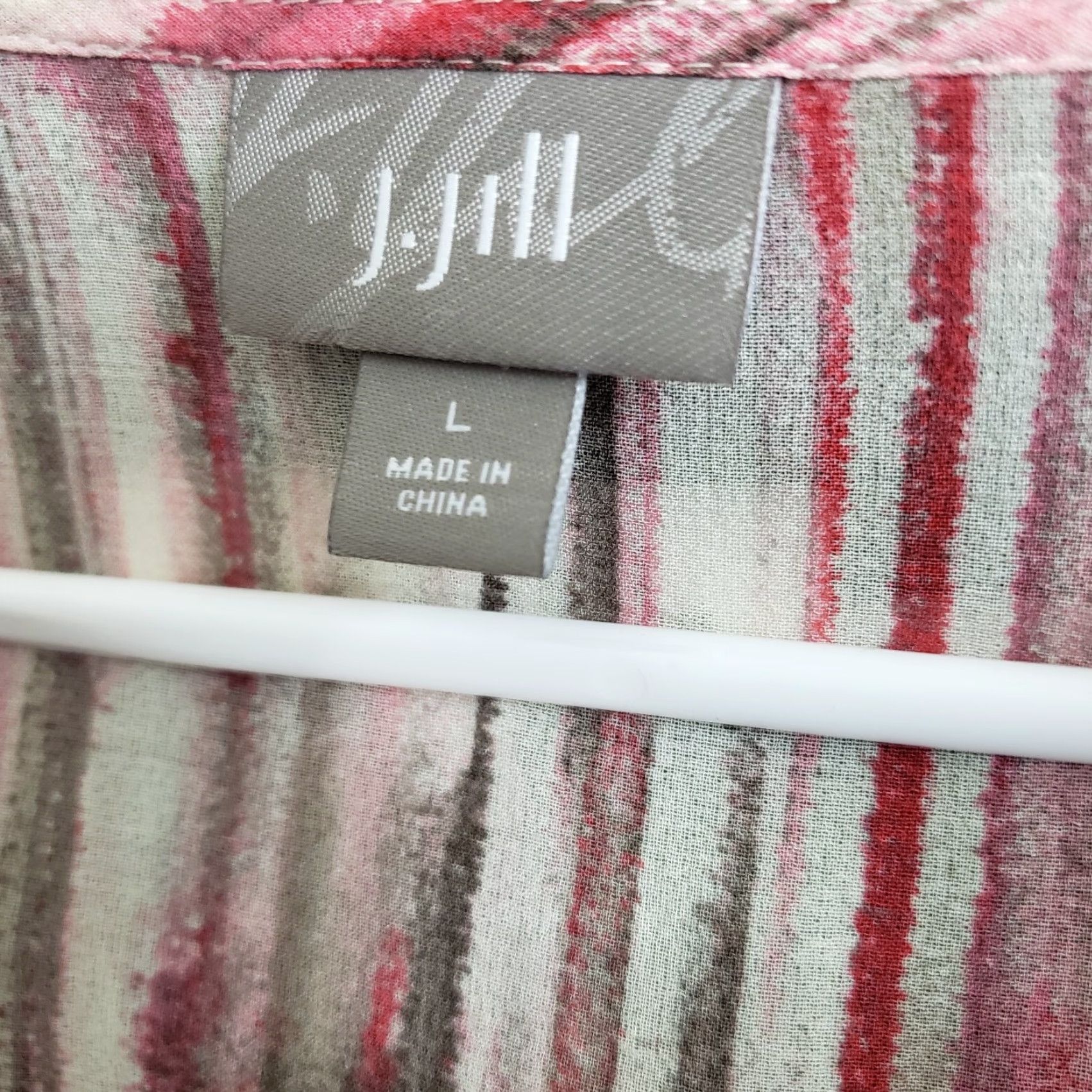 J. Jill J Jill Womens Button Front Shirt Large Pink Color Pink Gray Cotton Silk Blend Semi Sheer Button-Up Long Sleeve V-Neck Womens Shirt J Jill Size L / US 10 / IT 46 - 6 Thumbnail