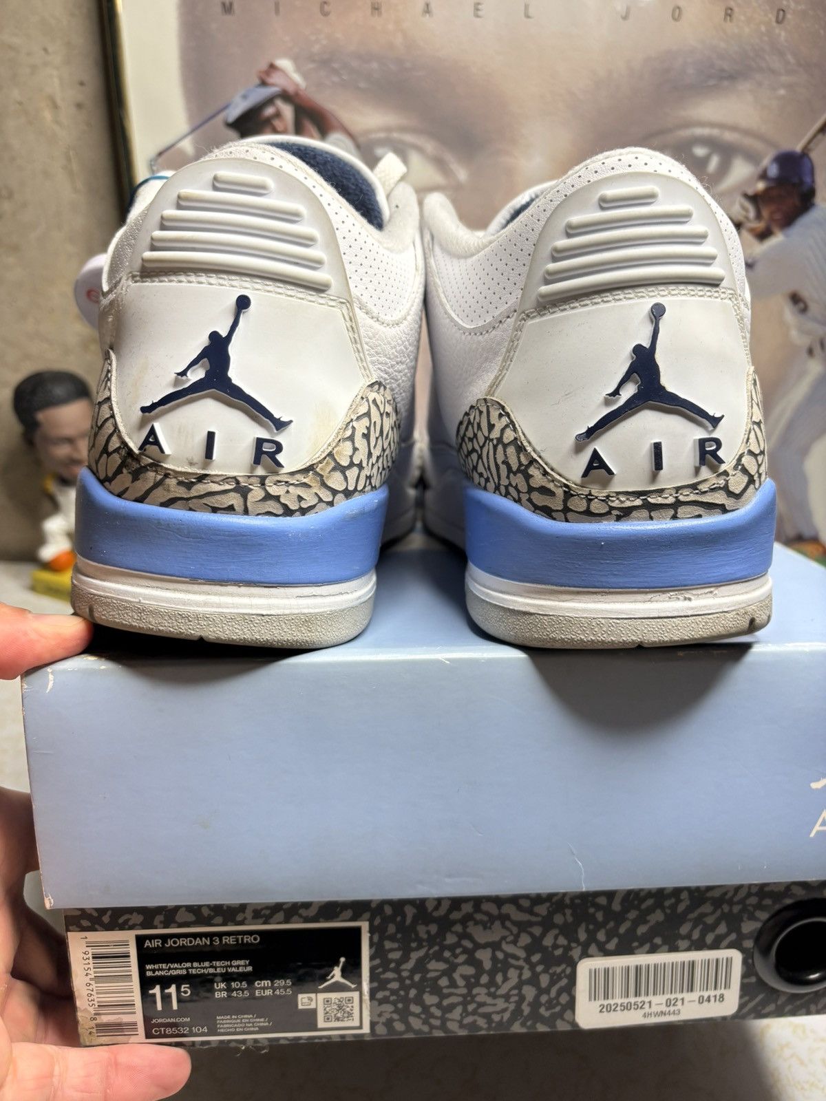 Jordan Brand Air Jordan 3 Retro UNC Size US 11.5 / EU 44-45 - 7 Thumbnail