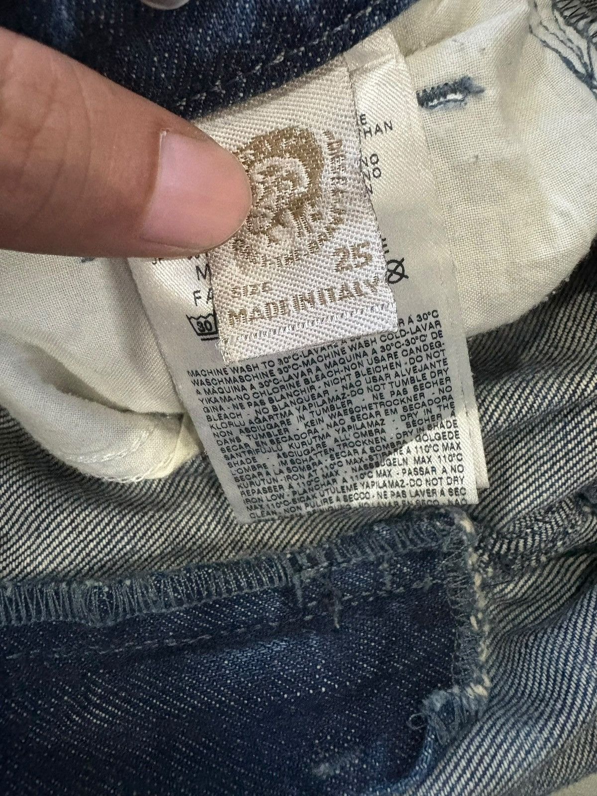 Diesel Vintage Italy Diesel Cherick Bleached Distressed Jeans Size 28" / US 6 / IT 42 - 10 Thumbnail