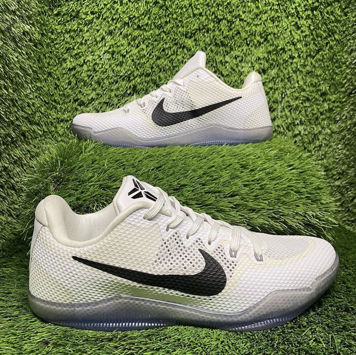 Kobe 11 best sale em low fundamental