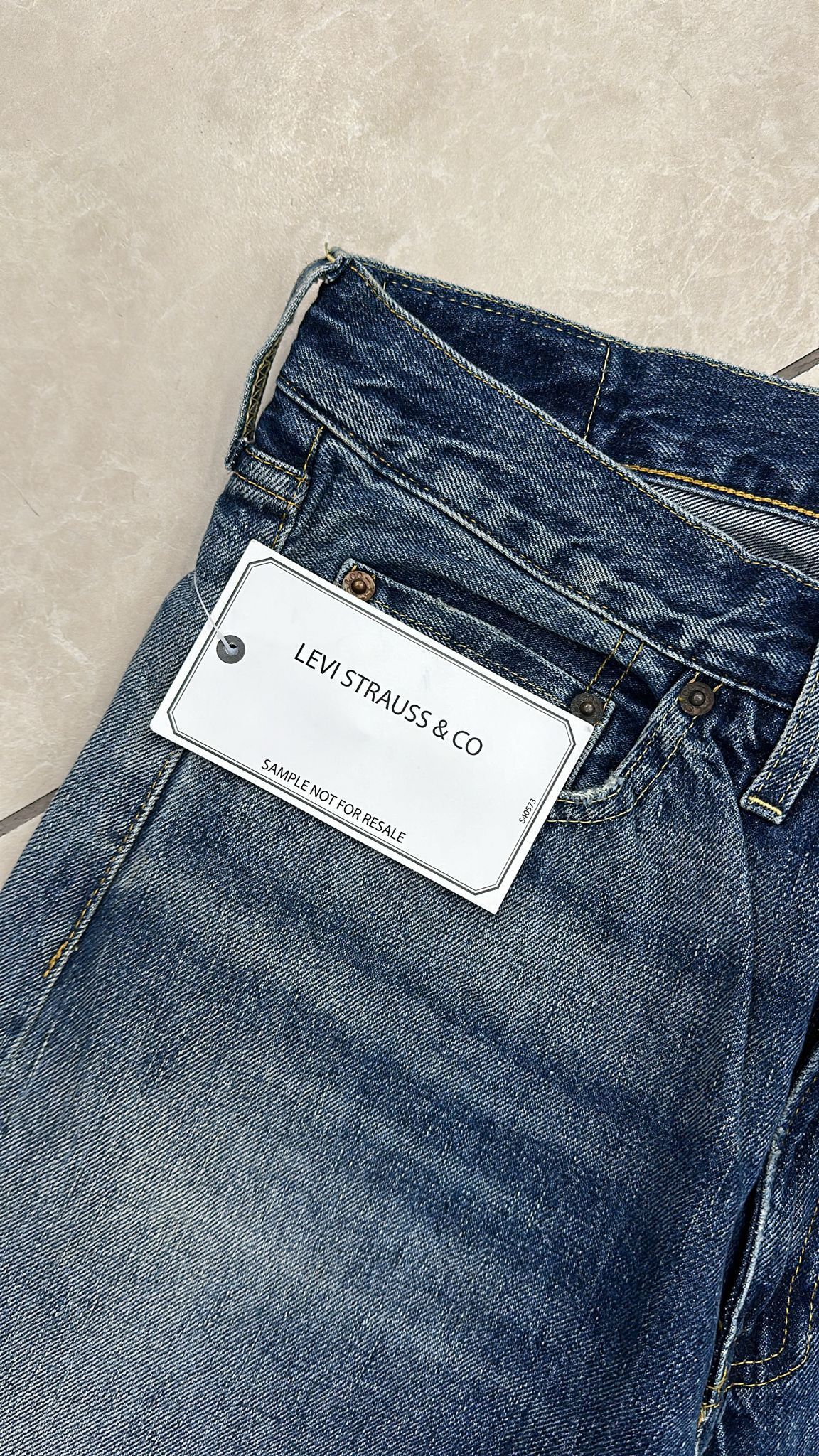 Levi's Vintage Clothing LVC SAMPLE Levi's Vintage Clothing 1954 501XX Selvedge Jeans Size US 32 / EU 48 - 4 Thumbnail