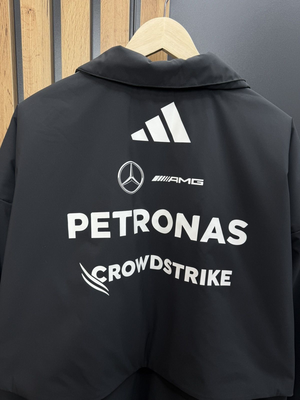 Mercedes-Benz Adidas Mercedes AMG Petronans Formula One Jacket Size XXL Size US XXL / EU 58 / 5 - 11 Thumbnail