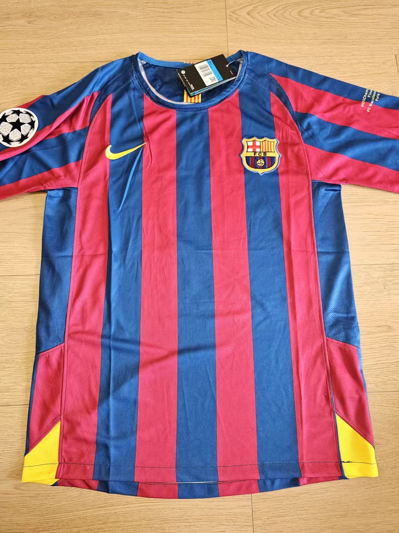 Other Eto'o Jersey Barcelona Size US L / EU 52-54 / 3 - 2 Thumbnail