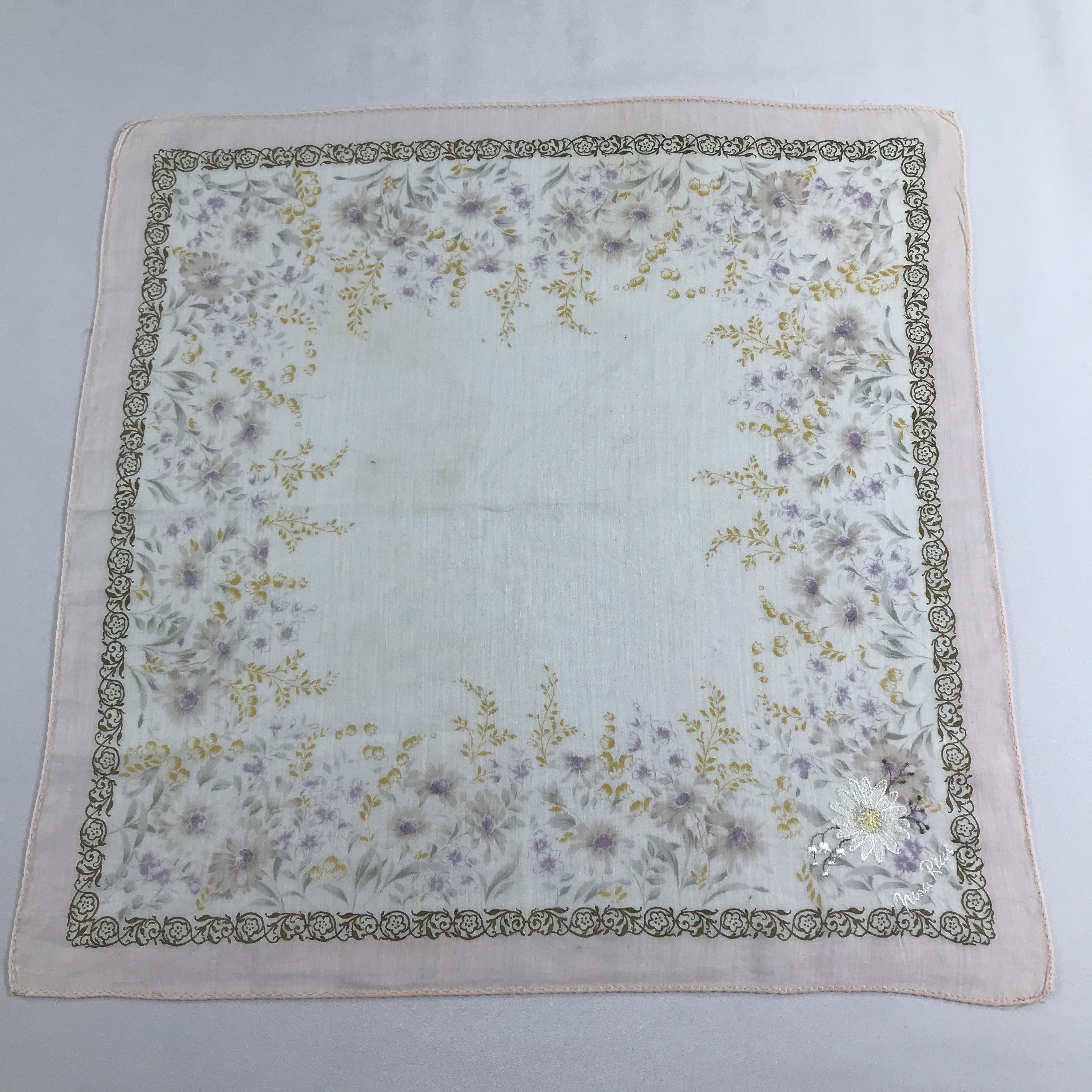 Nina Ricci Nina Ricci Handkerchief Neckerchief Bandana H1178 Size ONE SIZE - 2 Thumbnail