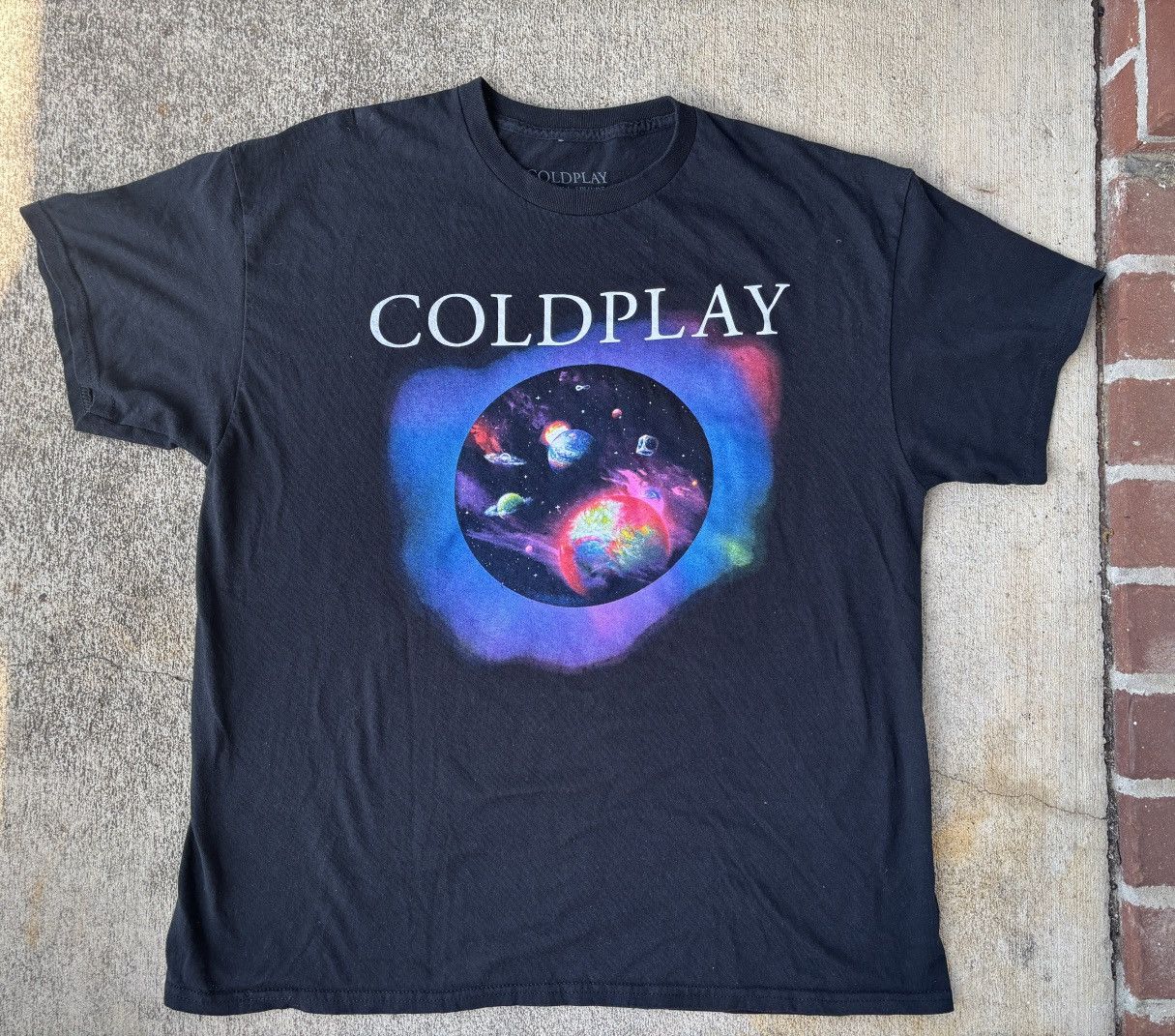 Band Tees Coldplay music of spheres official band tee Size US L / EU 52-54 / 3 - 1 Thumbnail