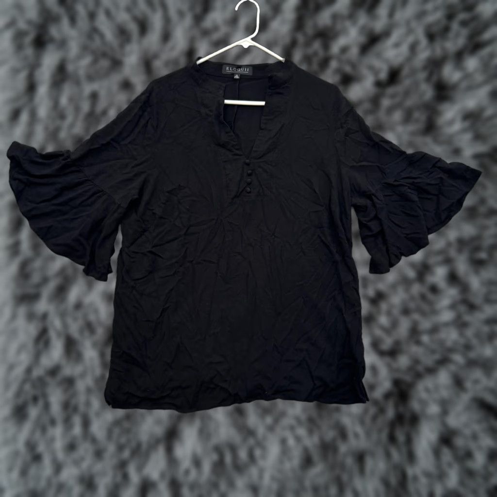Vintage Eloquii Shirt Womens 18 Black V-Neck Button Pullover Blouse Top Ruffle Flutter Sleeve Short Sleeve 4 Front Buttons Relaxed Tunic Dressy Casual Womens Size XXL / US 16-18 / IT 52-54 - 1 Thumbnail