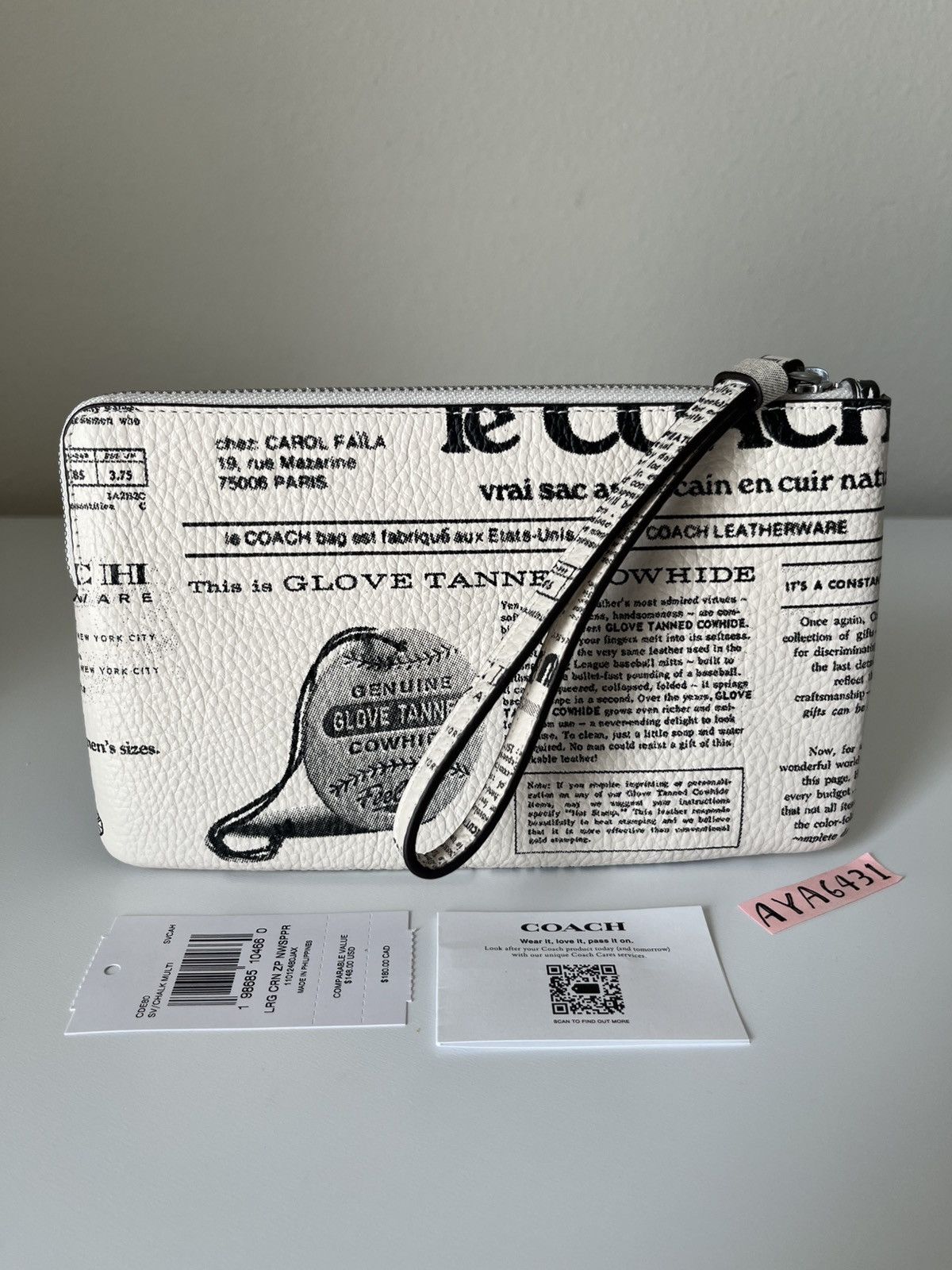 Coach Coach Large Corner Zip Wristlet With Newspaper Print Size ONE SIZE - 2 Thumbnail
