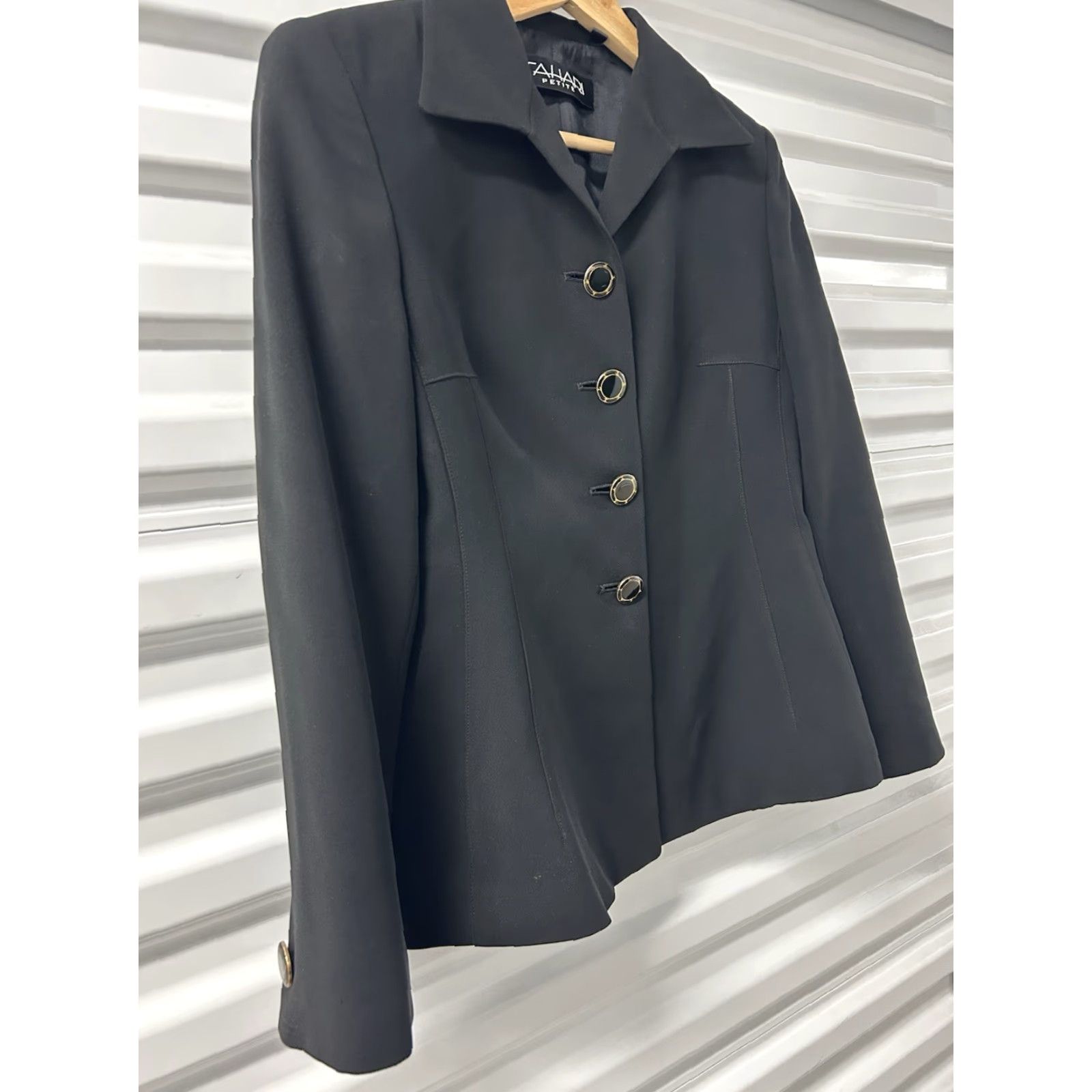 Vintage Tahari Women Petite Arthur S Levine Designer Black ButtonUp Blazer Jacket 2 Size XS / US 0-2 / IT 36-38 - 4 Thumbnail