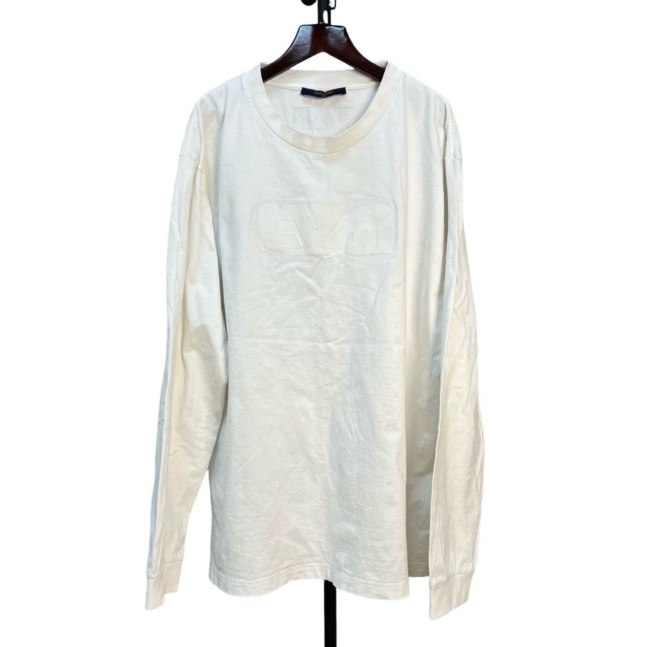 Louis Vuitton Louis Vuitton Embossed Logo Long Sleeve T-Shirt Size XXL Size US XXL / EU 58 / 5 - 1 Thumbnail
