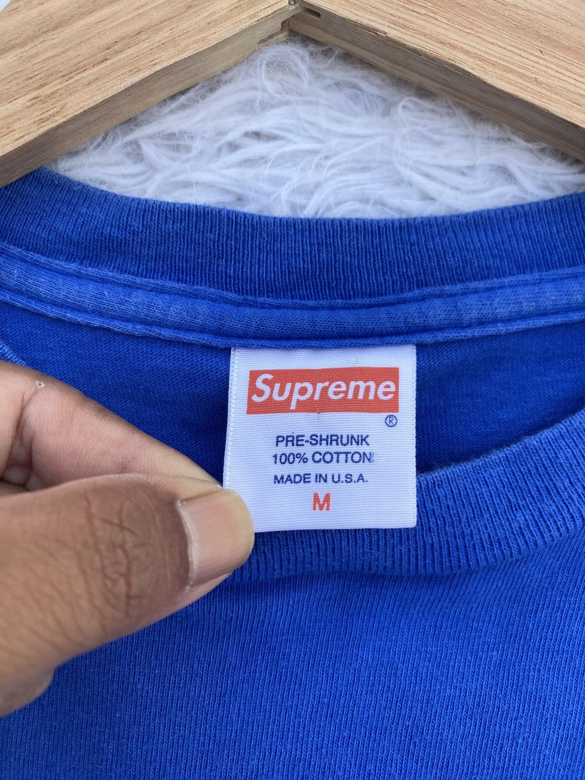 Supreme Rare 2011 Supreme Optical illusion Boxlogo Tshirt Size US M / EU 48-50 / 2 - 9 Thumbnail