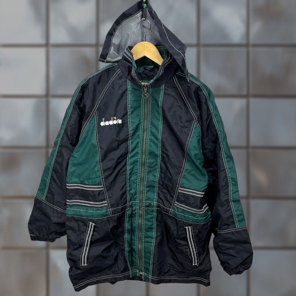 VINTAGE Diadora Windbreaker Jacket Mens M Green 90s Windbreaker 90s Vintage Diadora Jacket Mens M Green