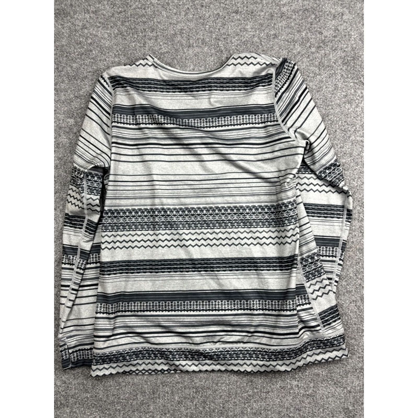 Burton Burton Shirt Womens XL Gray Striped DRYRIDE Base Layer Ski Top Long Sleeve Crew Neck Size XL / US 12-14 / IT 48-50 - 8 Thumbnail