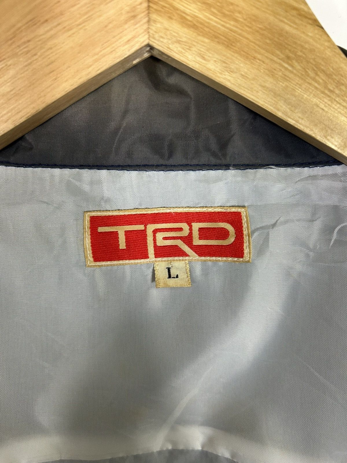 Sports Specialties ⚡️Vintage Toyota Motorsport TRD Sun Faded Bomber Jacket Size US L / EU 52-54 / 3 - 10 Thumbnail