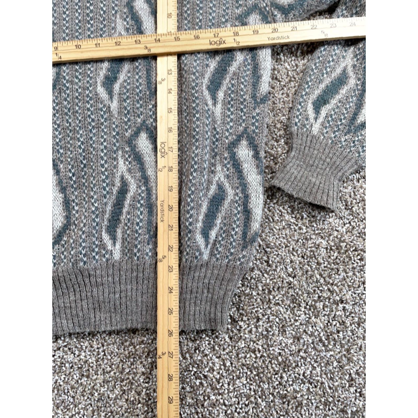 Vintage VINTAGE Massini Geometric Pattern Sweater Adult Medium Gray Wool Blend Knit Pullover 80s 90s Mens Size US M / EU 48-50 / 2 - 7 Thumbnail