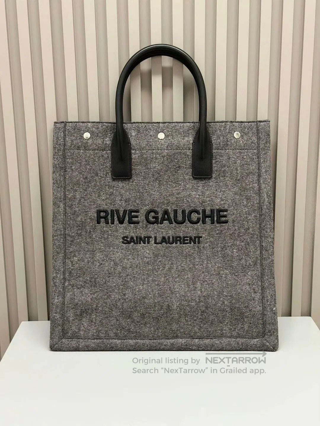 Yves Saint Laurent YSL Gray Tote Handbag. Size ONE SIZE - 2 Thumbnail