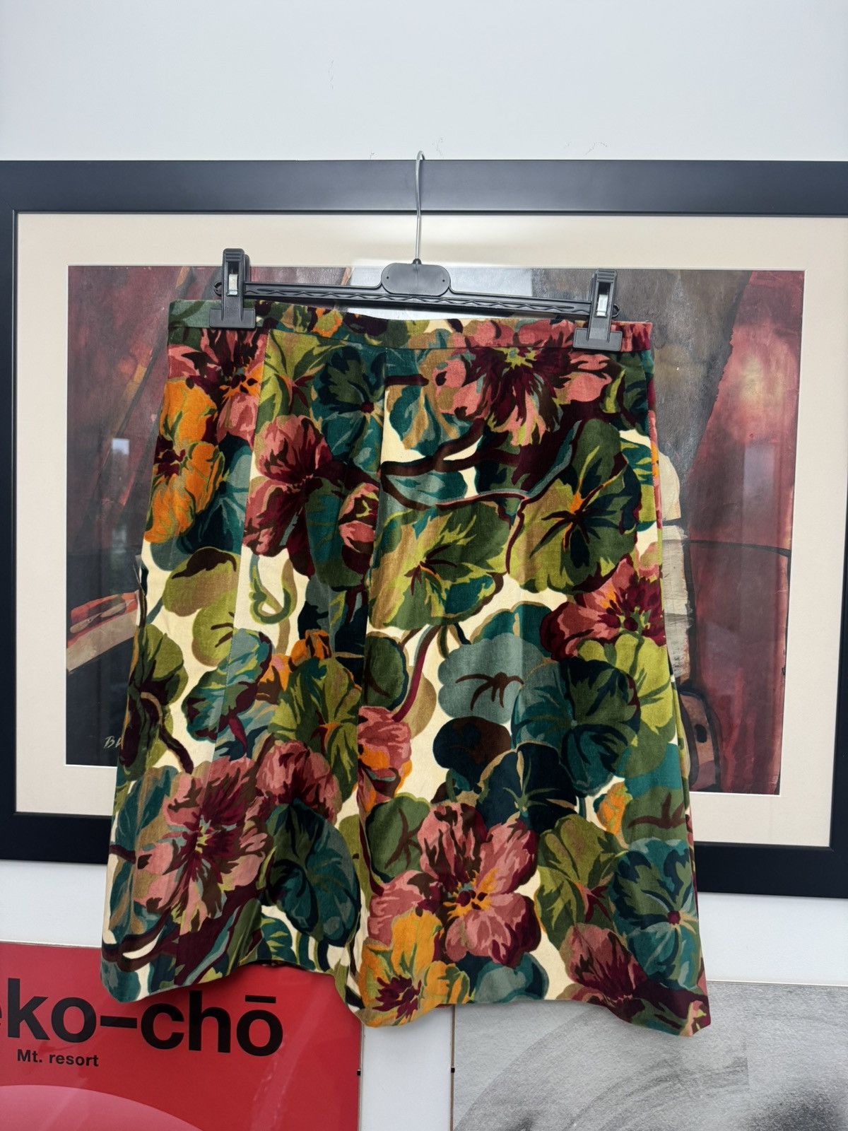 Moschino Moschino Cheap and Chic Vintage Skirt Velour Floar Print Size US 30 / EU 46 - 1 Thumbnail