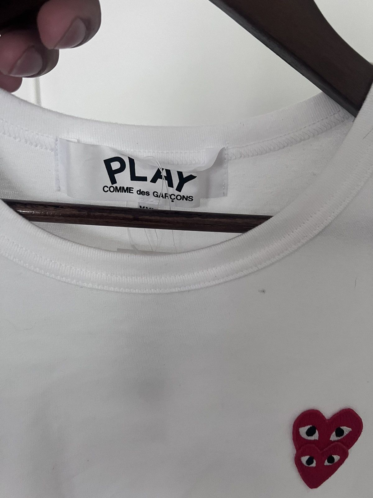 Comme des Garcons COMMES DES GARÇONS PLAY Double Heart T-Shirt Size US XXL / EU 58 / 5 - 2 Thumbnail