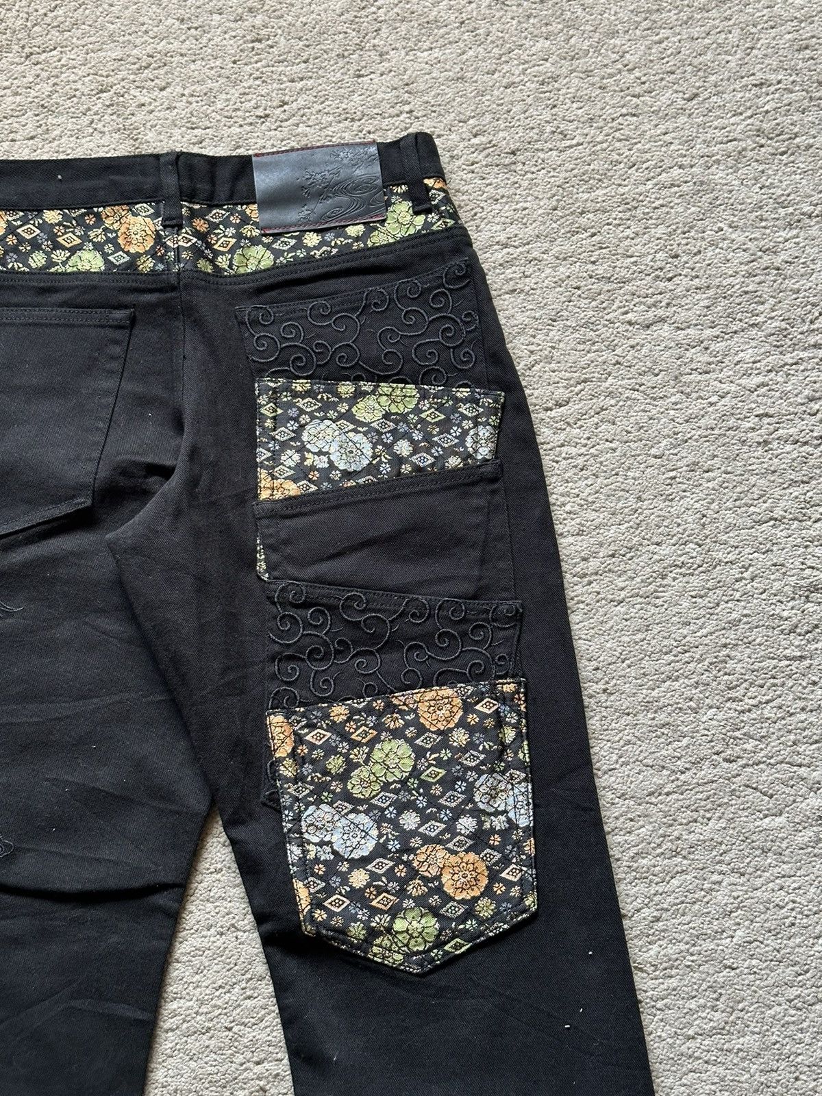 Karakuri Tamashii Japanese Motif Embroidered Dragon Multi-Pocket jeans Size US 29 - 10 Thumbnail