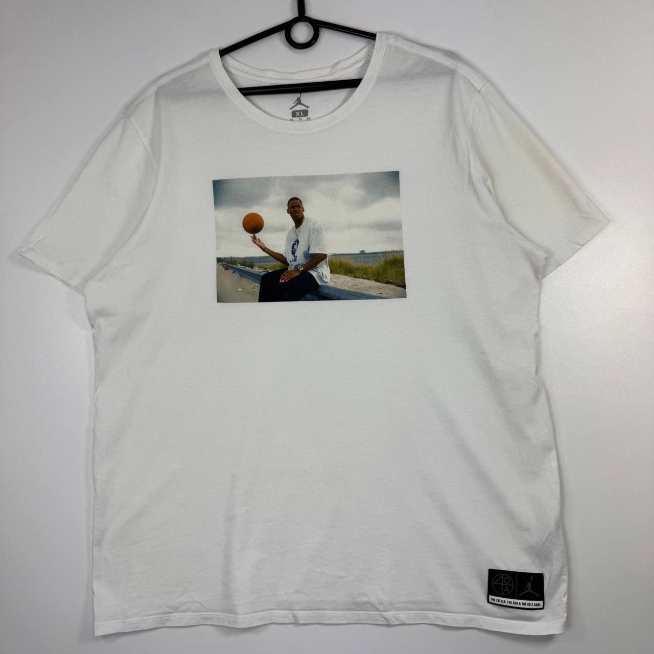 Jordan Brand Jordan Photo Print T-Shirt White AT0524-100 Mens Size XL Size US XL / EU 56 / 4 - 1 Thumbnail