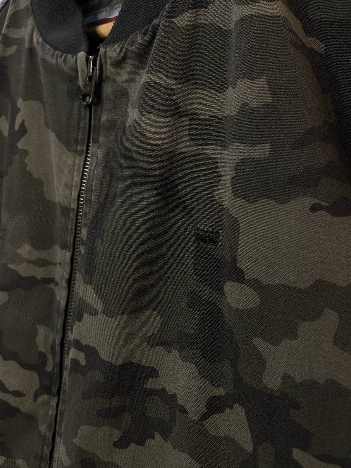 Levi's × Vintage Vintage Levi’s Camouflage Bomber Jacket Size US M / EU 48-50 / 2 - 5 Thumbnail
