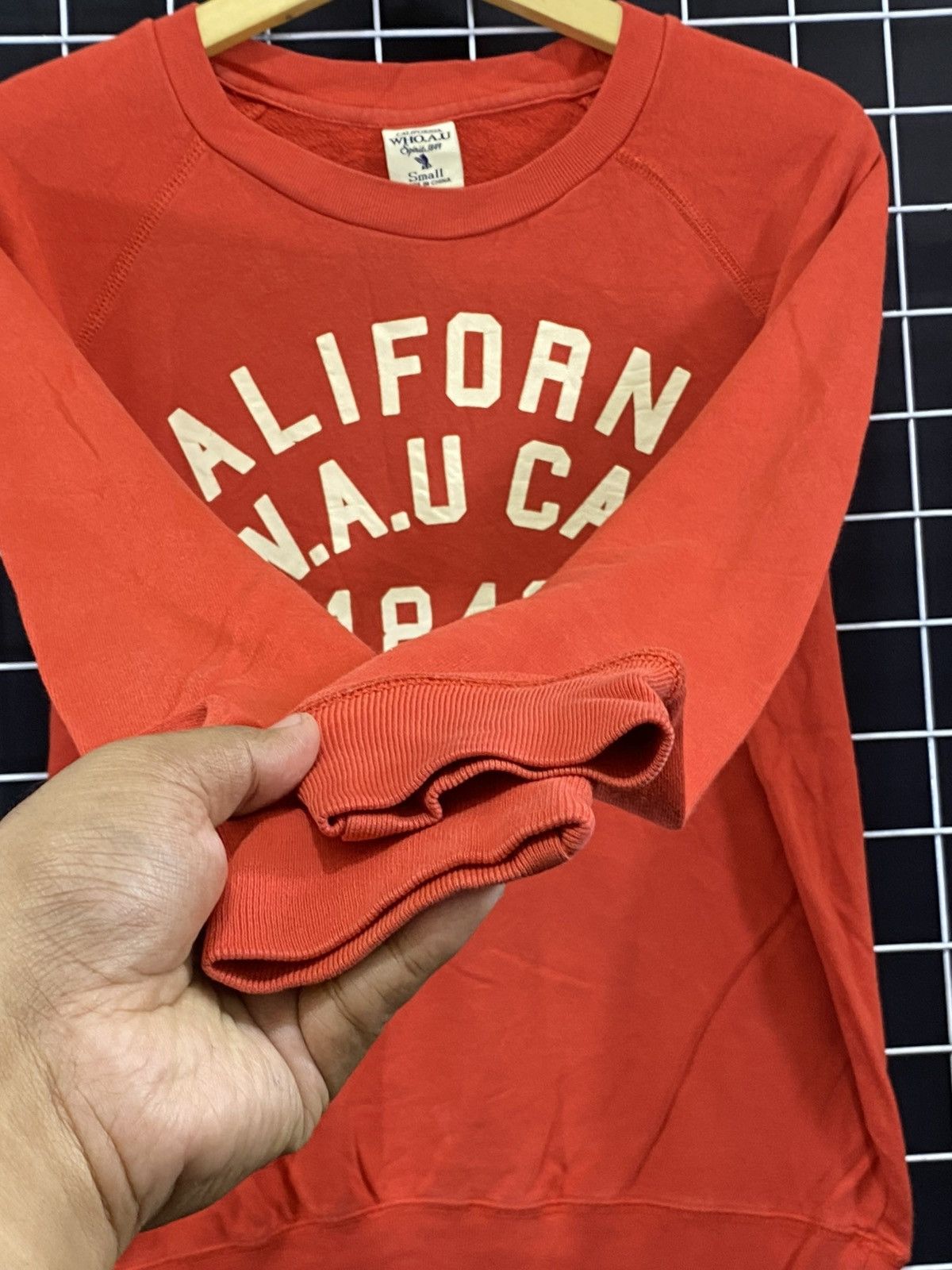 Who A.U. WHO.A.U CALIFORNIA CREWNECK Size US S / EU 44-46 / 1 - 3 Thumbnail