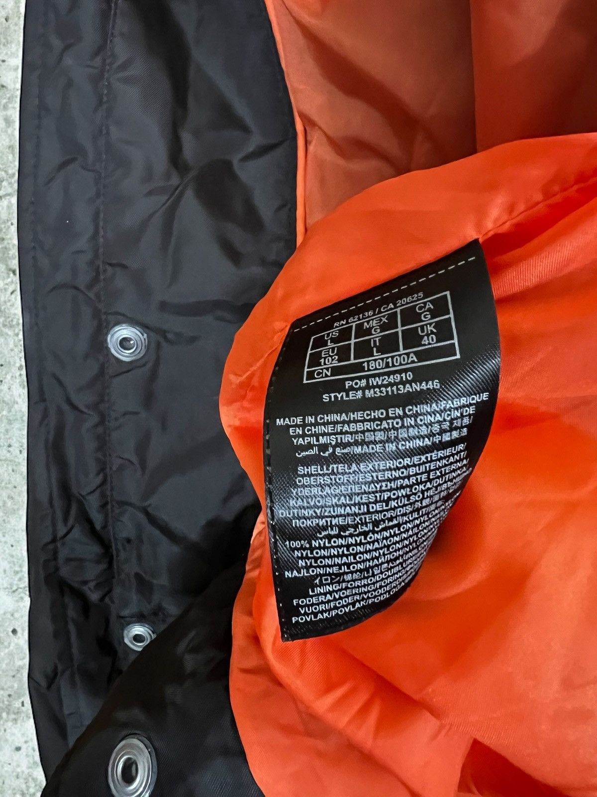 Guess GUESS bomber jacket size L Size US L / EU 52-54 / 3 - 7 Thumbnail