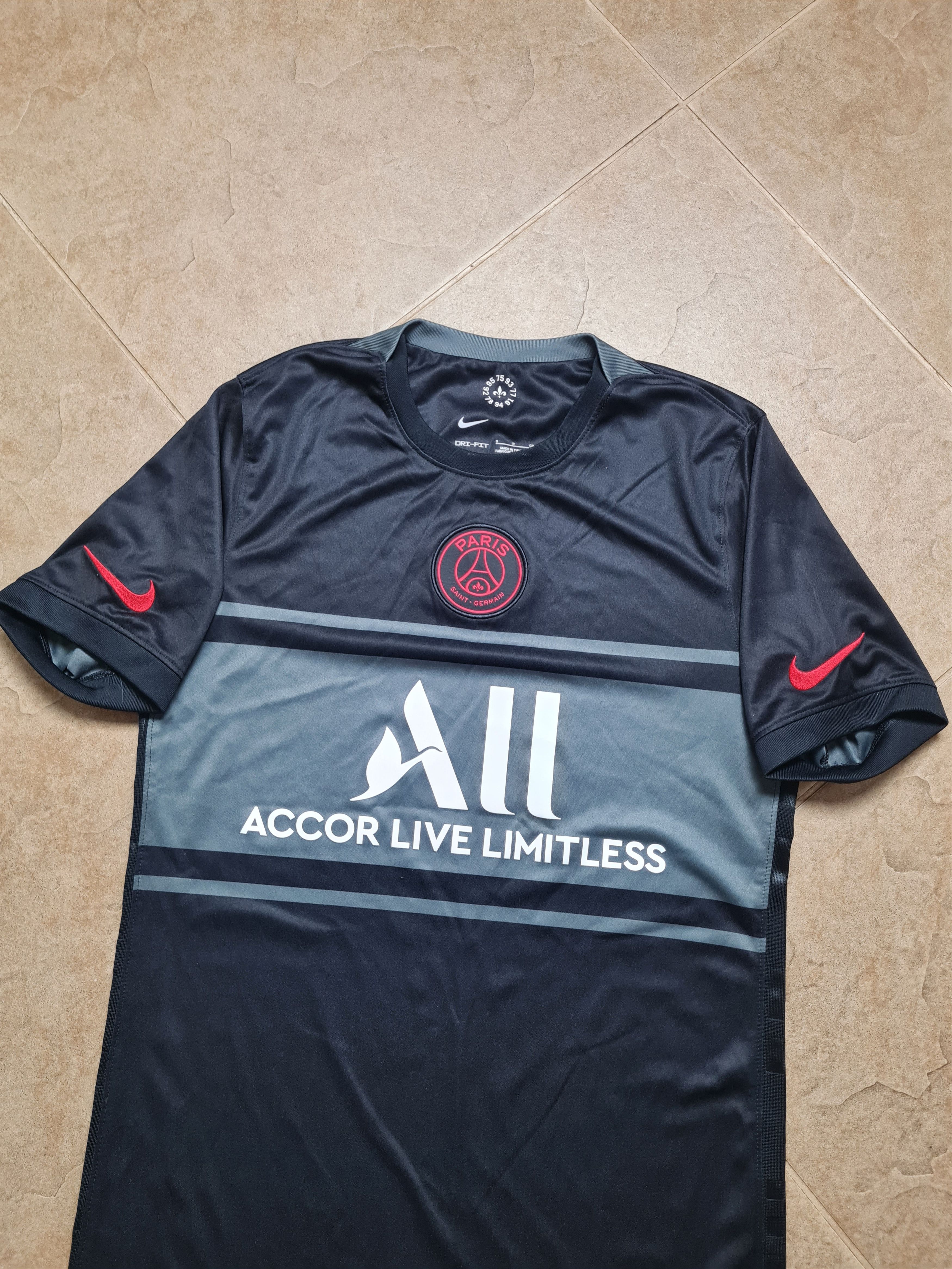 Nike JERSEY PARIS SAINT GERMAIN 2021/2022 NIKE Third Soccer Size US S / EU 44-46 / 1 - 1 Thumbnail