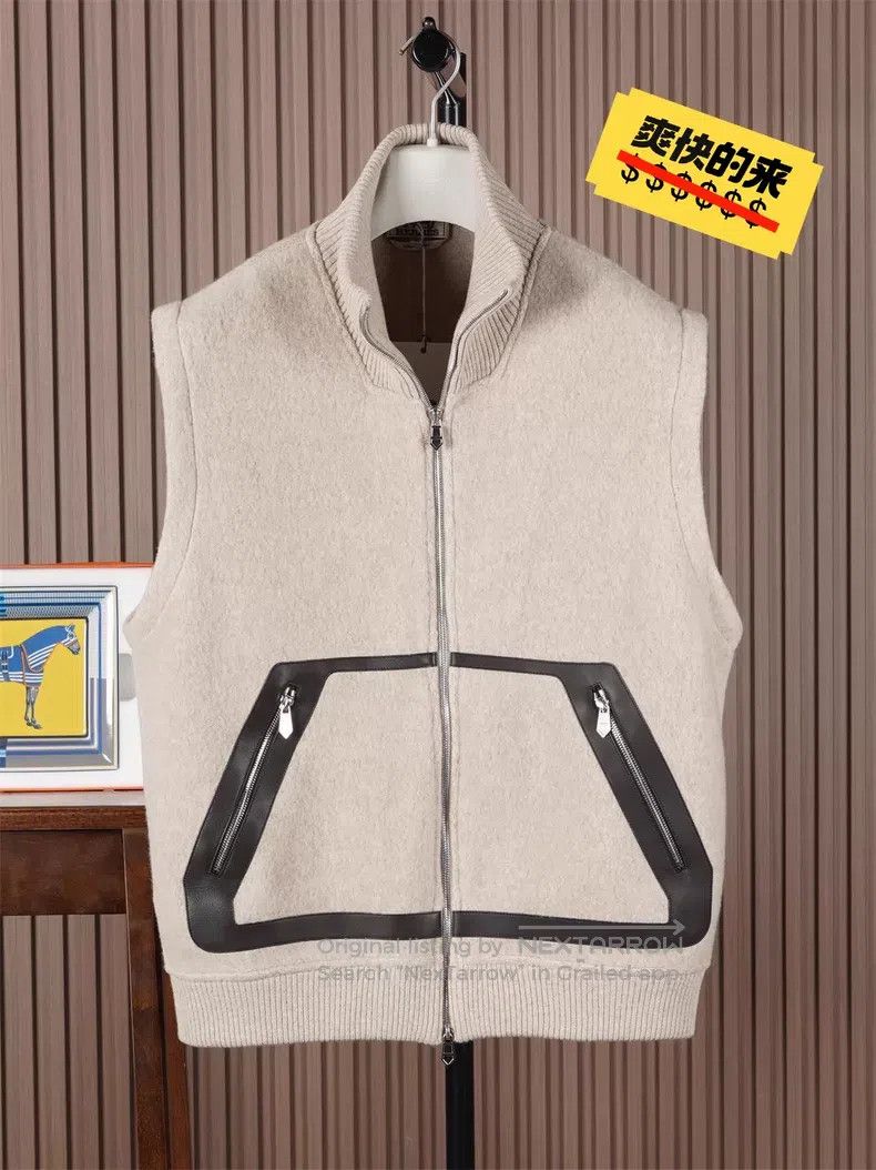 Hermes Hermes Men's Vest, Cashmere/Wool/Leather, Thick Size US L / EU 52-54 / 3 - 1 Thumbnail
