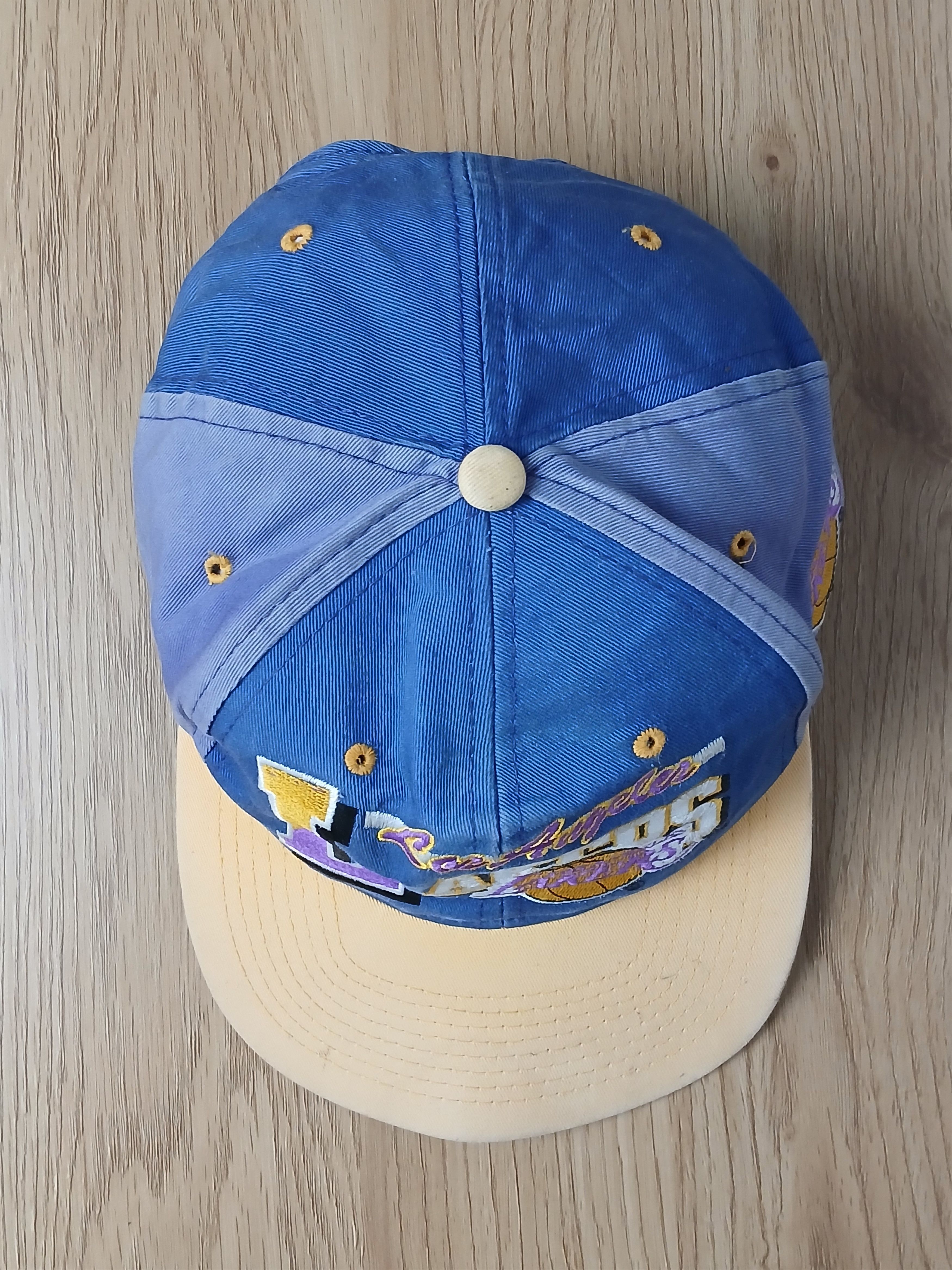 NBA Vintage NBA Los Angeles Lakers Basketball Cap Size ONE SIZE - 6 Thumbnail