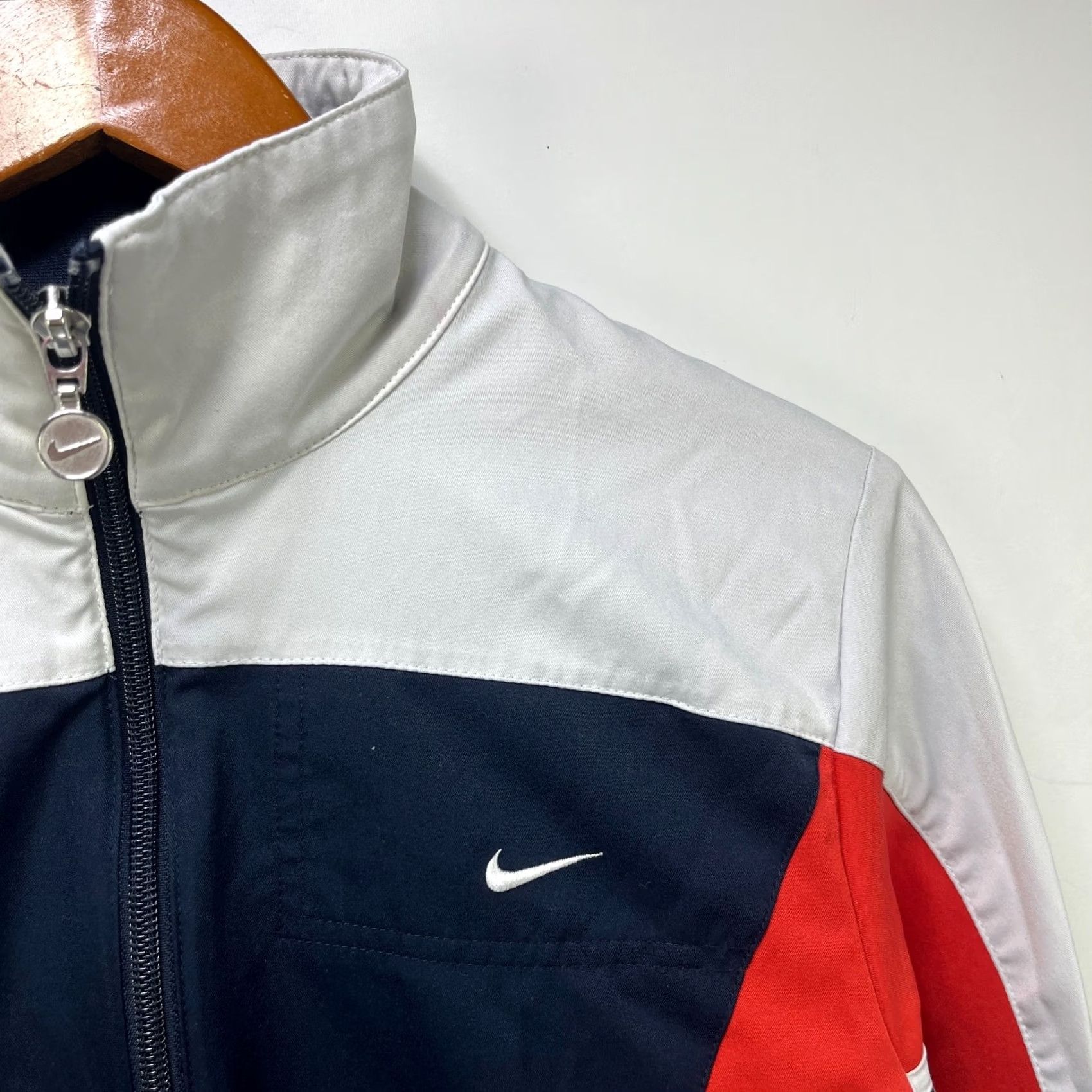 Nike Vintage Nike Y2K Track Jacket Womens L Small? Size L / US 10 / IT 46 - 3 Thumbnail