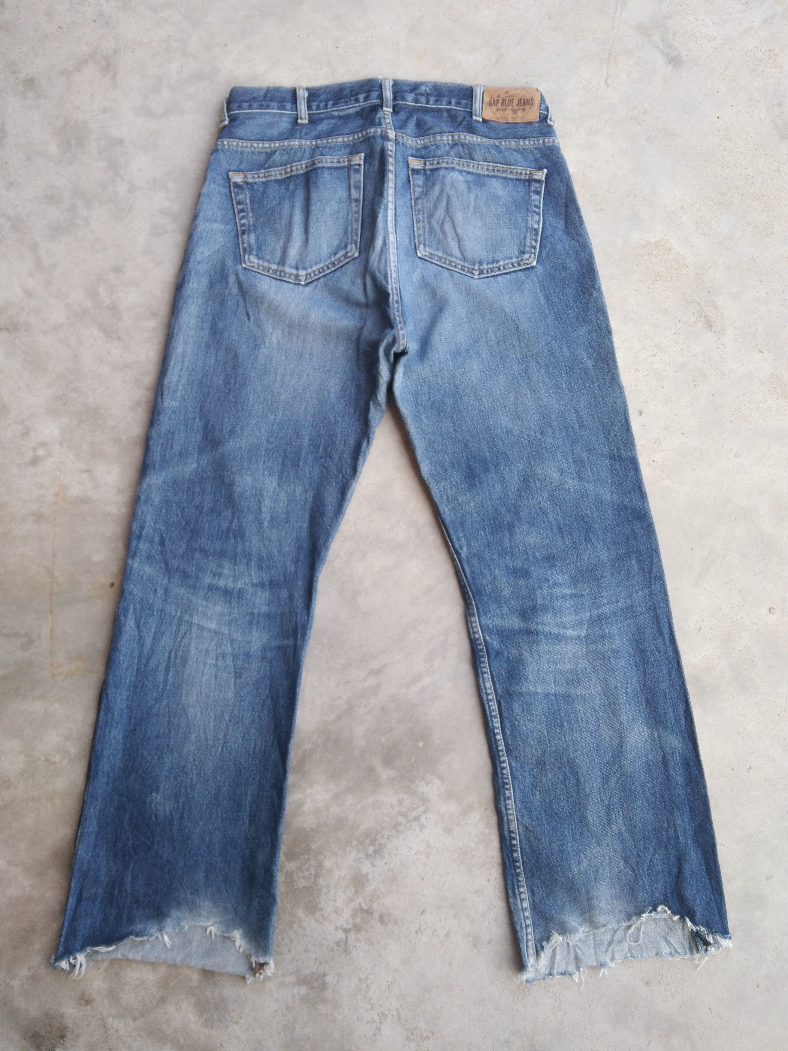 Gap Vintage faded Blue Gap Boot Cut Distressed Jeans 33x31 Size US 33 - 2 Thumbnail