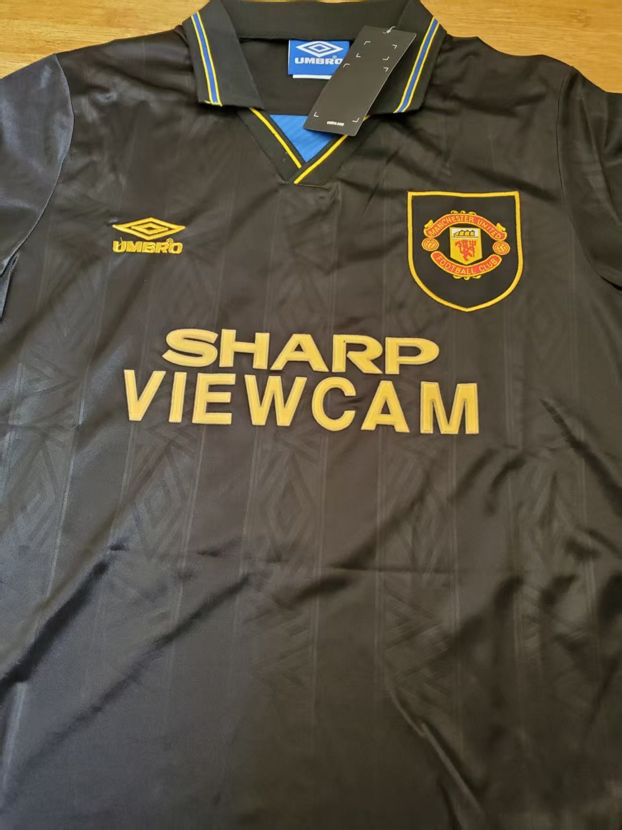 Other 93 94 MUFC #7 Eric Cantona Jersey Size US M / EU 48-50 / 2 - 4 Thumbnail