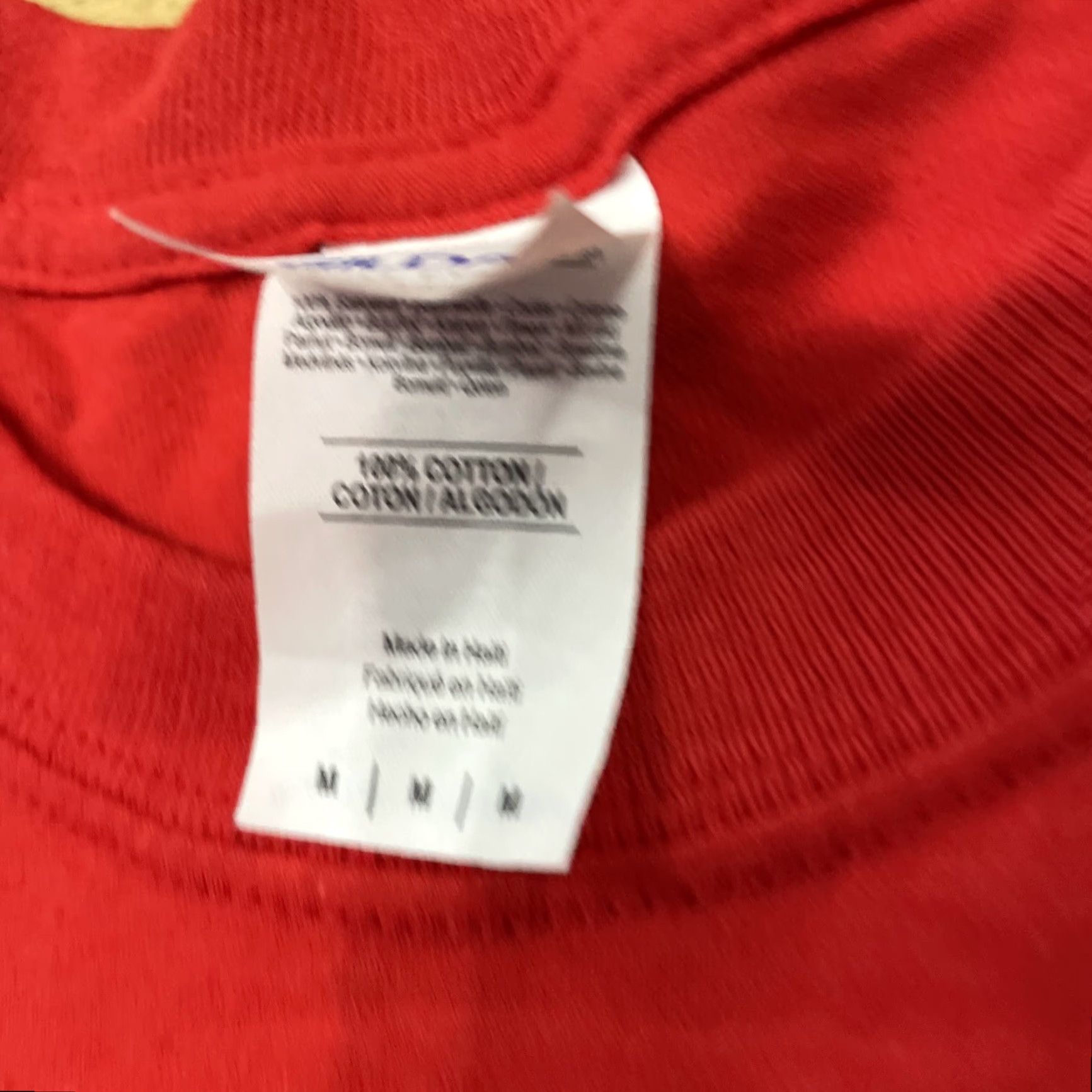 Gildan VINTAGE KANSAS Jayhawks Shirt Men M Red "We Invented Basketball" NCAA March Madness Tee Size US M / EU 48-50 / 2 - 7 Thumbnail
