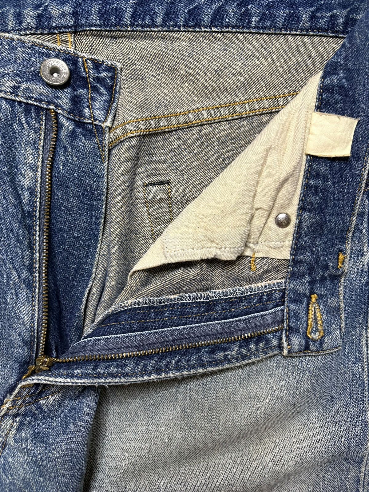 Japanese Brand × Uniqlo Vintage Japanese Uniqlo Faded Wash Distressed Baggy Jeans Size US 33 - 9 Thumbnail