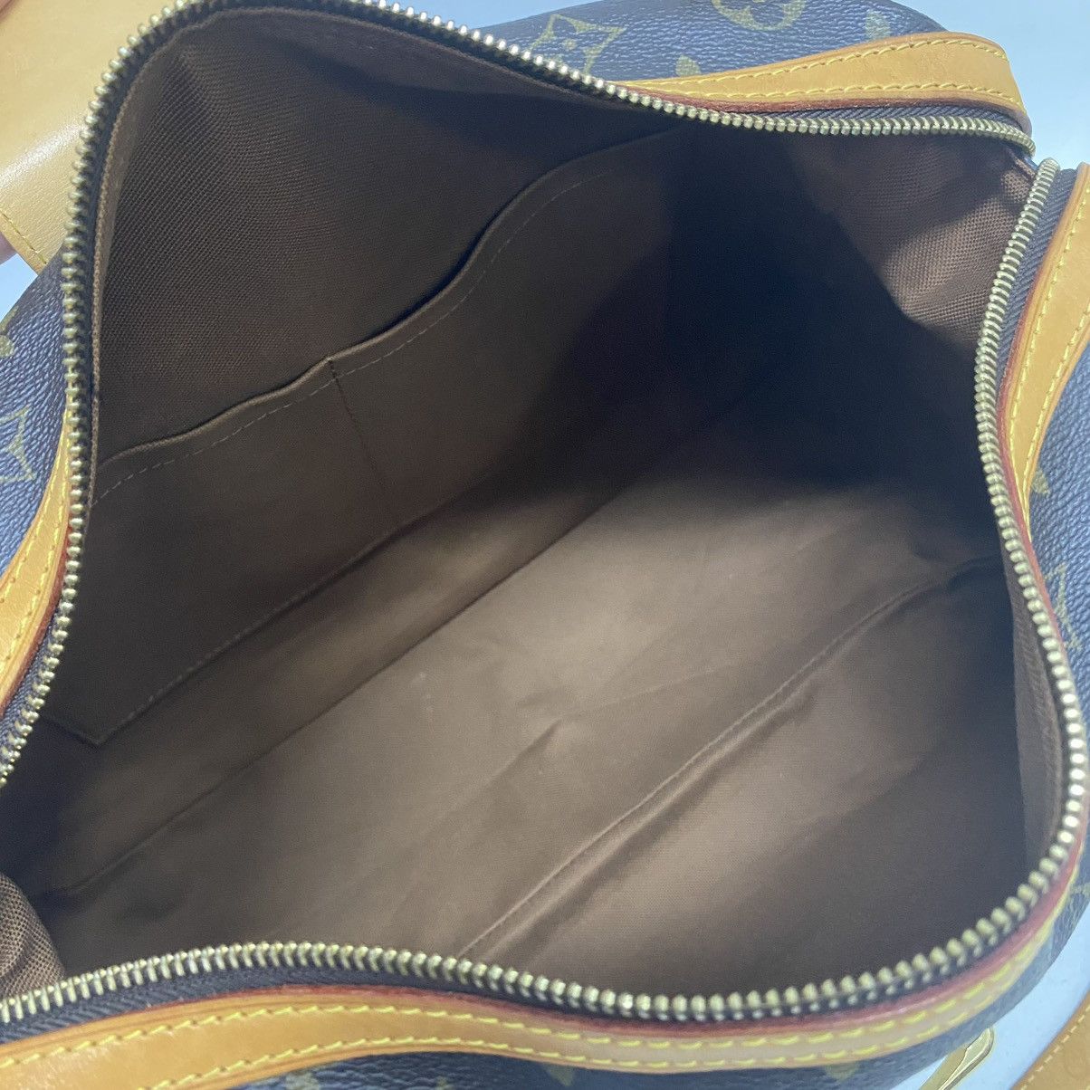 Louis Vuitton AUTHENTIC LOUIS VUITTON MONOGRAM STRESA PM TOTE BAG Size ONE SIZE - 18 Thumbnail