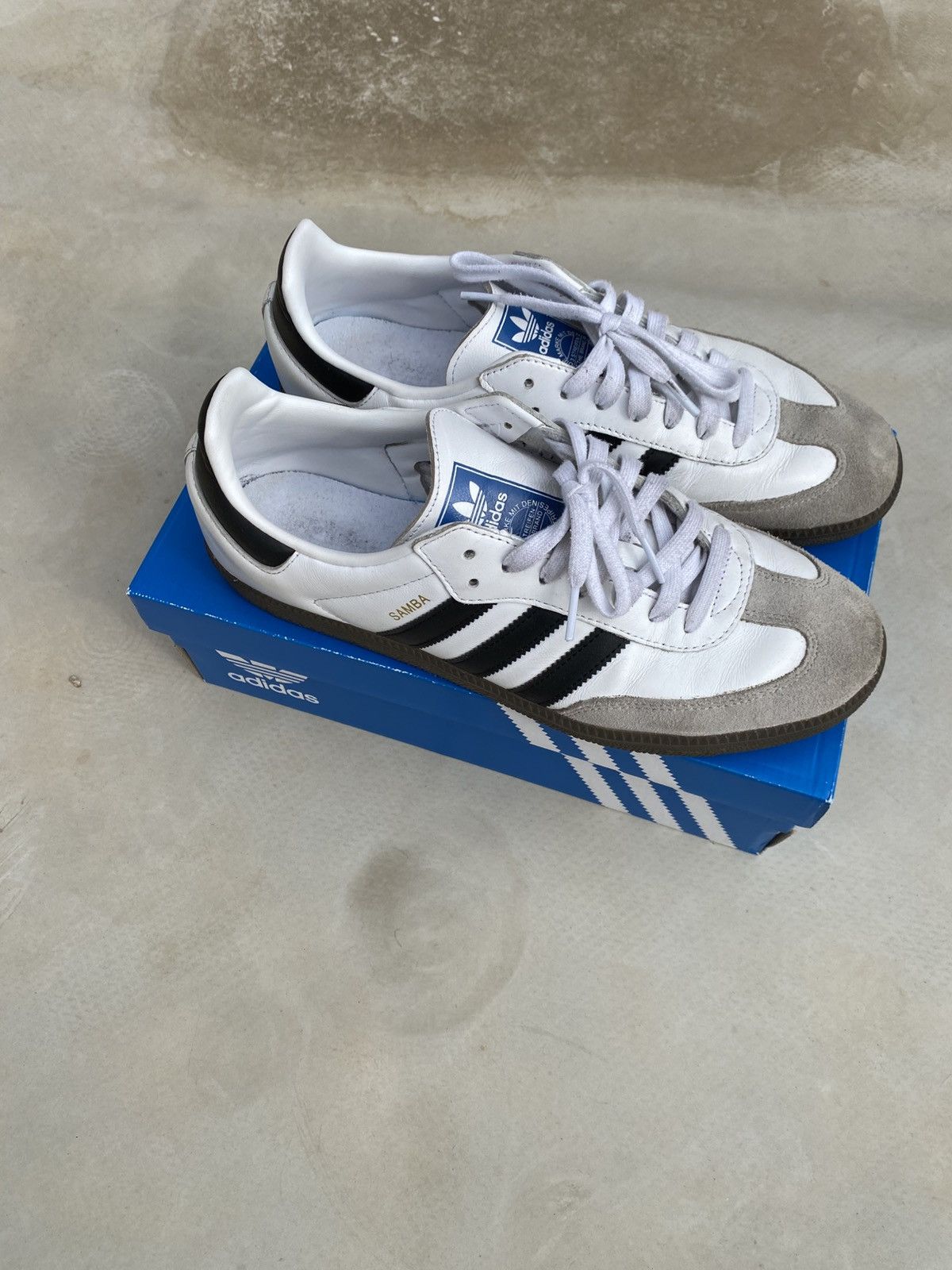 Adidas Adidas Samba OG – White/Black – Classic Retro Style Size US 10 / EU 43 - 3 Thumbnail