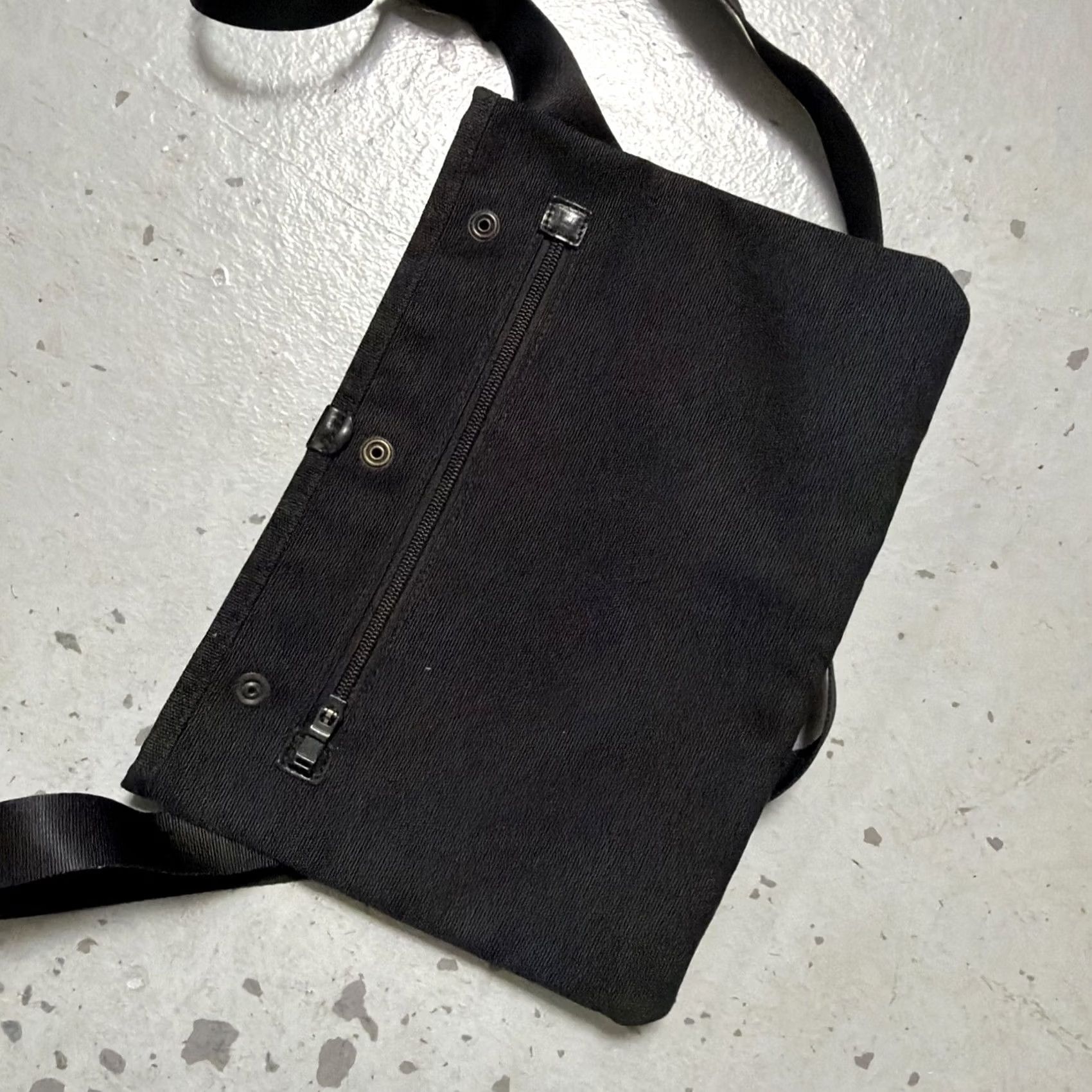 Rue Porter Porter Yoshida Cordura Canvas Sling Shoulder Bag Camp Hiking Trail City Japan OS Black Unisex Adults Crossbody Nylon Carry Bag Size ONE SIZE - 5 Thumbnail