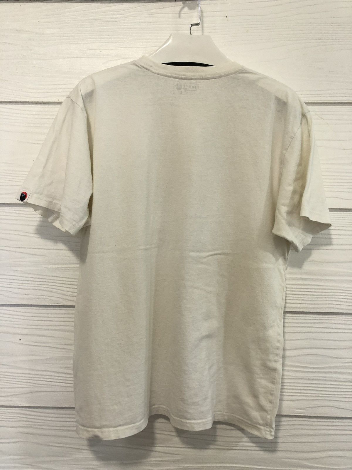 Bape Bape pirates Tshirt Size US L / EU 52-54 / 3 - 11 Thumbnail